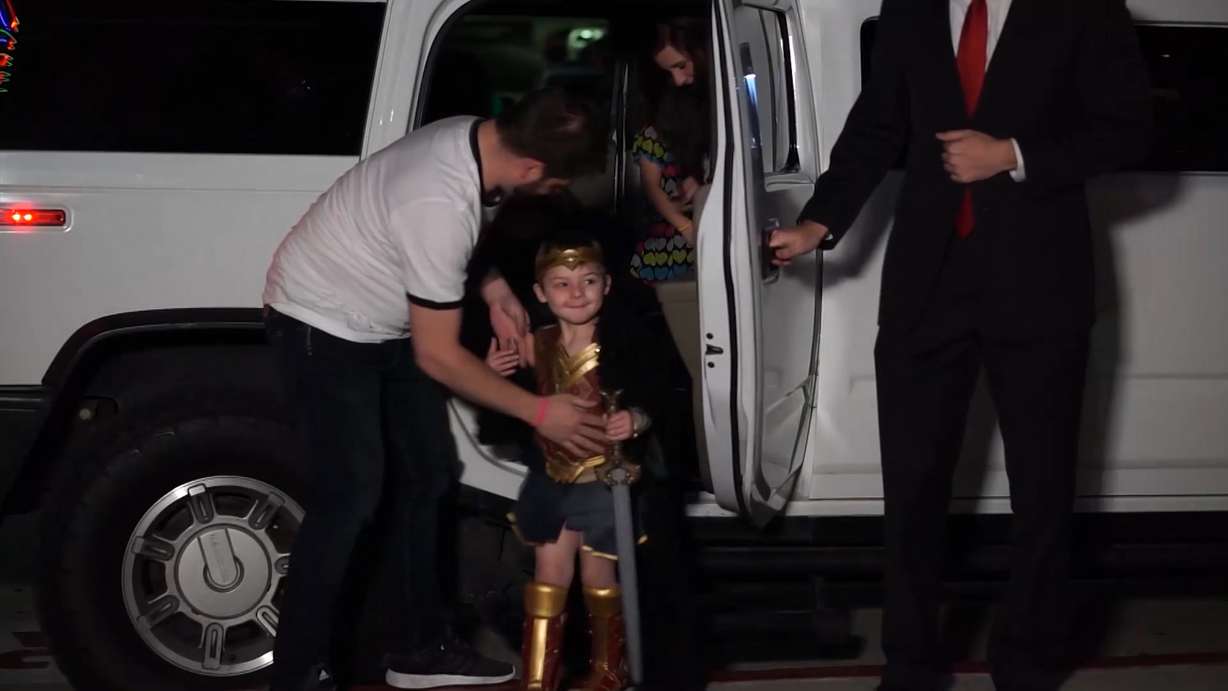 On Monday night, the director of the movie "Justice League" awarded a few pint-size heroes from Utah with their very own red carpet screening of the movie. (Photo: Steve Breinholt, KSL TV)
