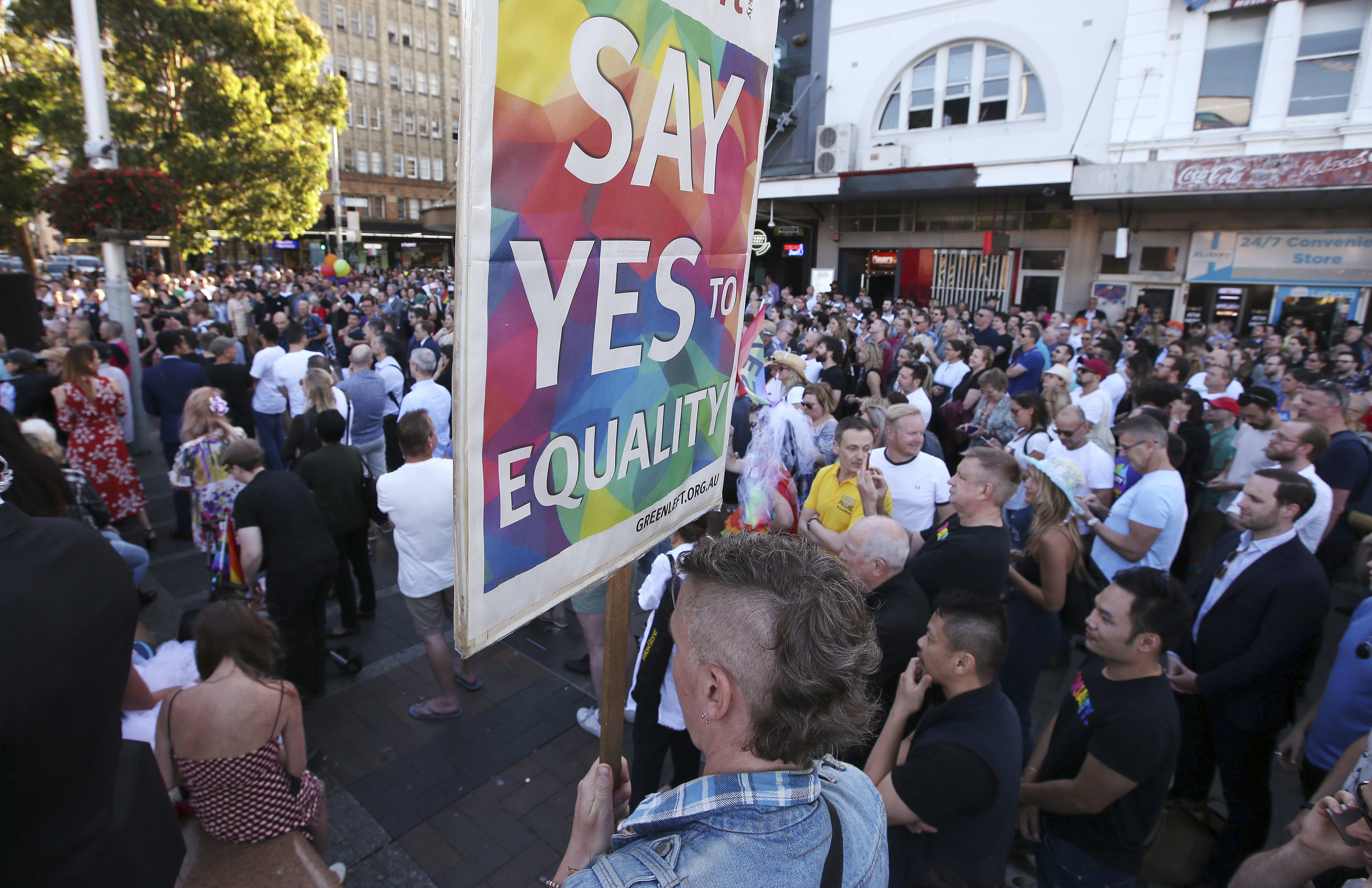 Australian Senate debates gays rights in marriage bill
