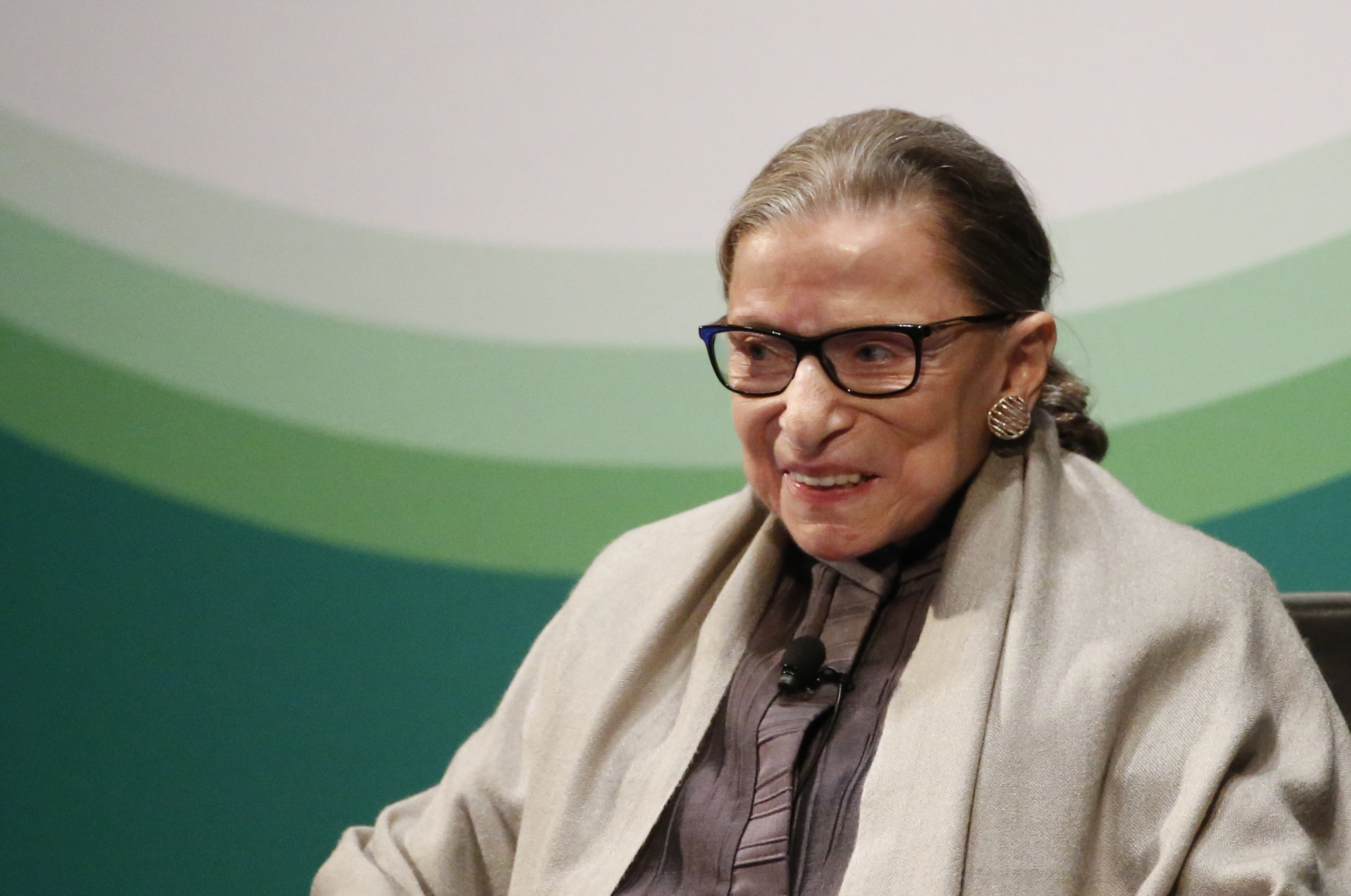 Jewish group honors Ginsburg for lifetime achievement