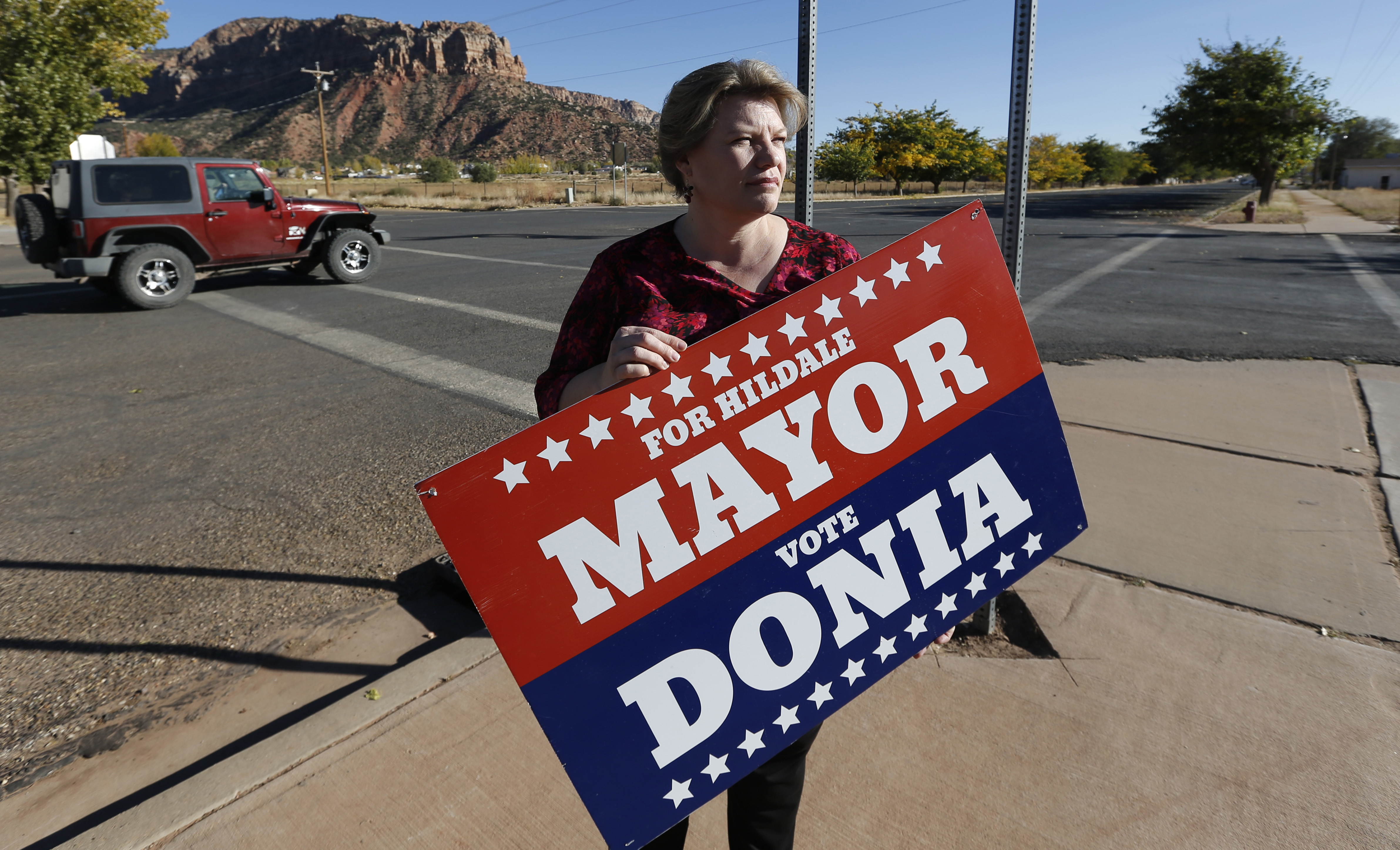 Polygamous town elects first mayor who's not part of sect