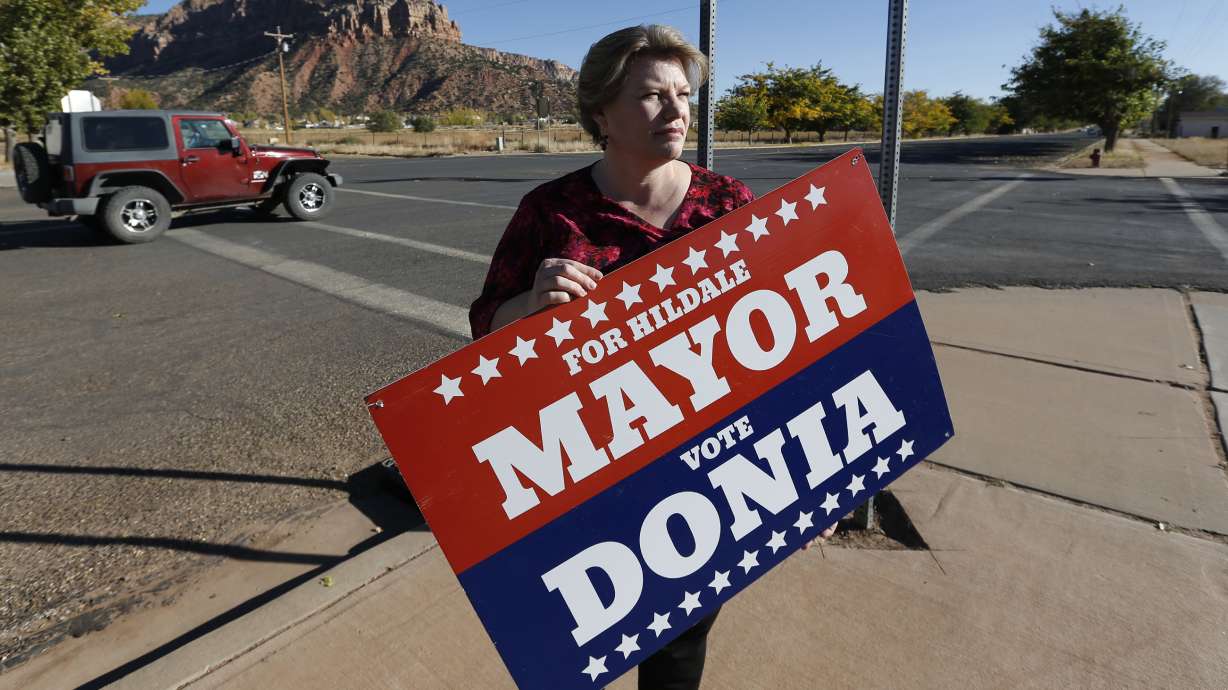 Polygamous town elects first mayor who's not part of sect