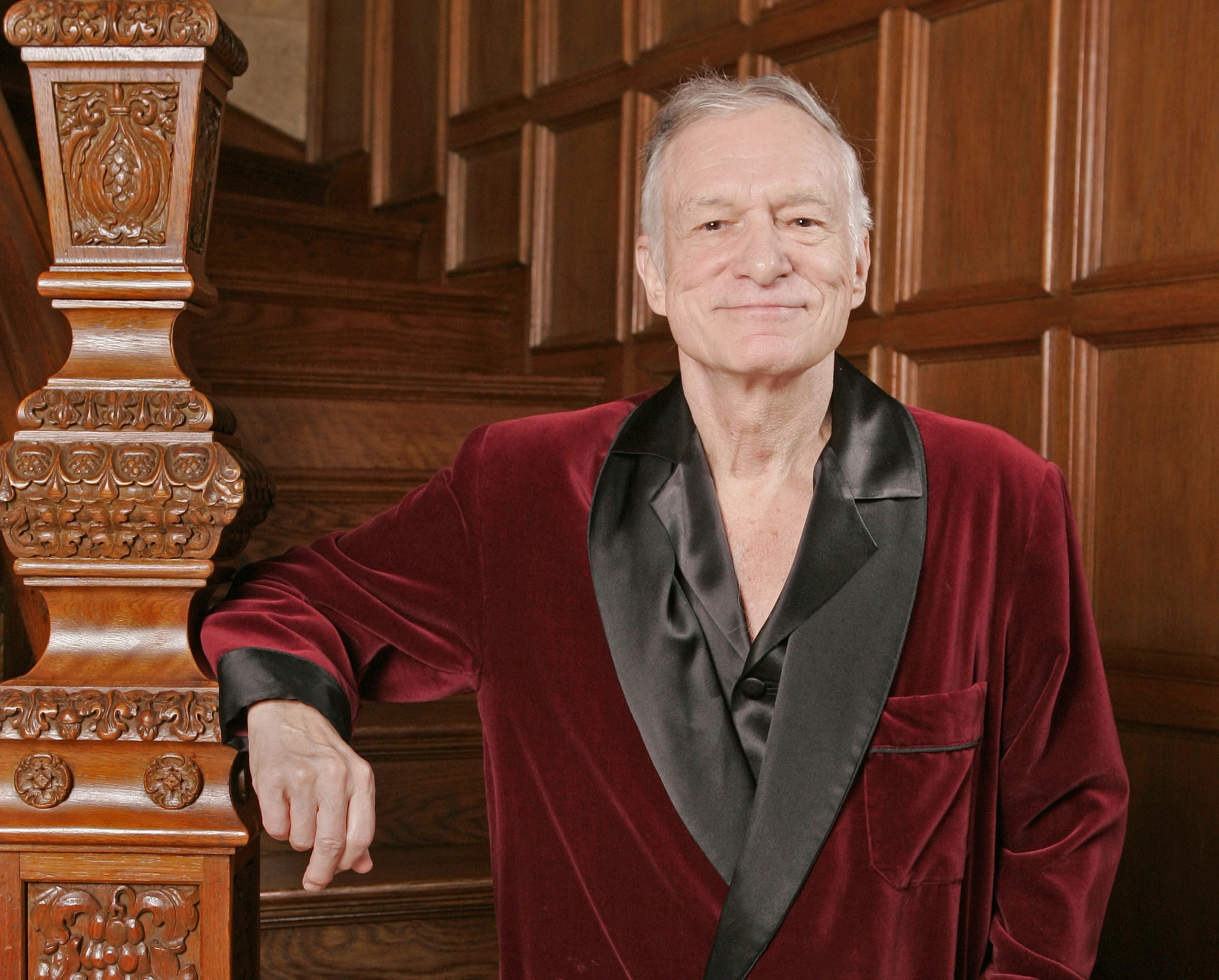 Lear, Gordy, Basinger offer Hefner tributes in special issue