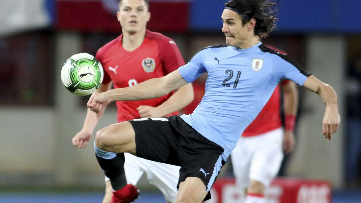 Despite big signings, Cavani emerges as leader of PSG attack