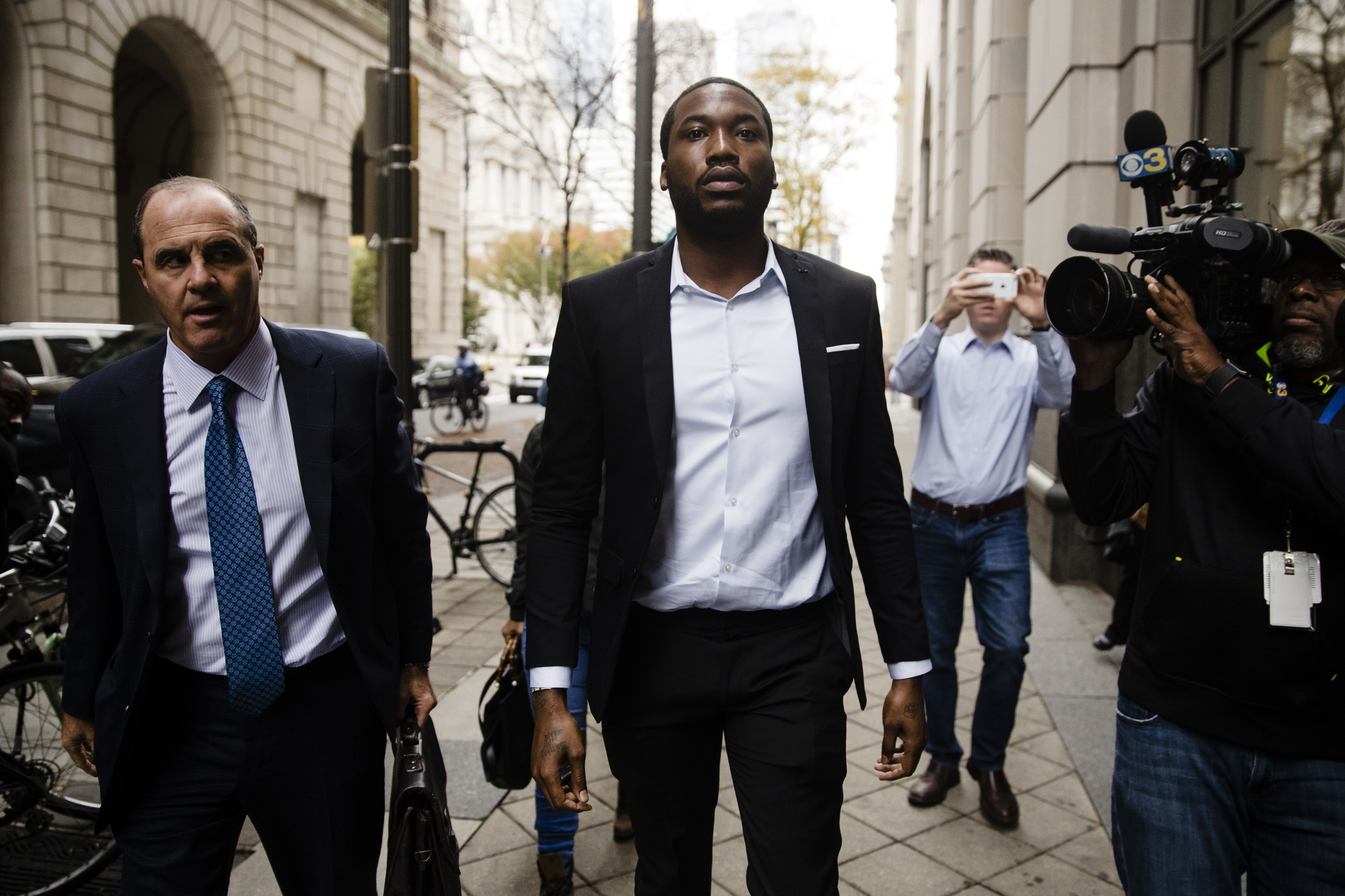Lawyers for Meek Mill trying to get him released from prison