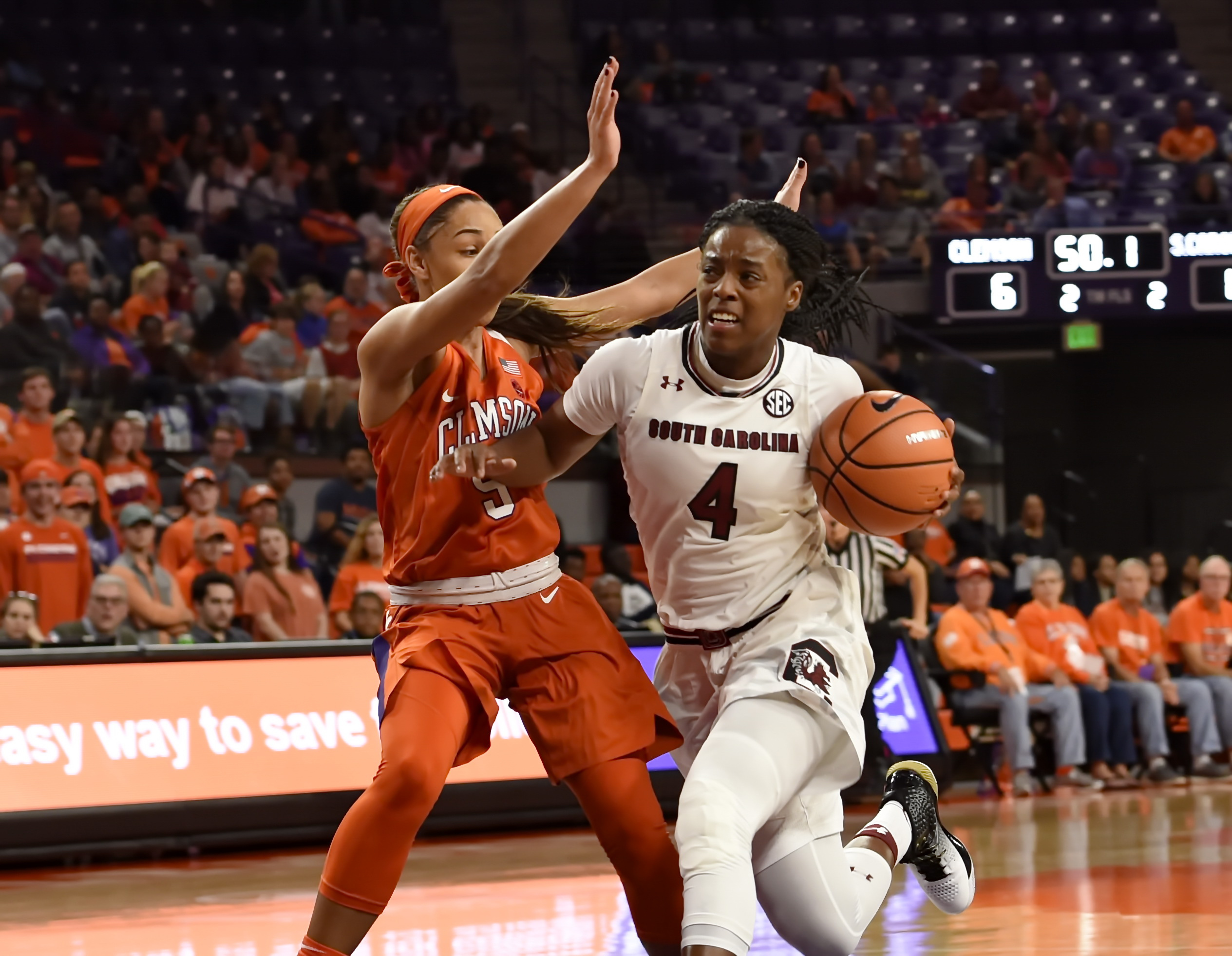 Spann hits 6 3s, No. 4 South Carolina beats Clemson 66-36