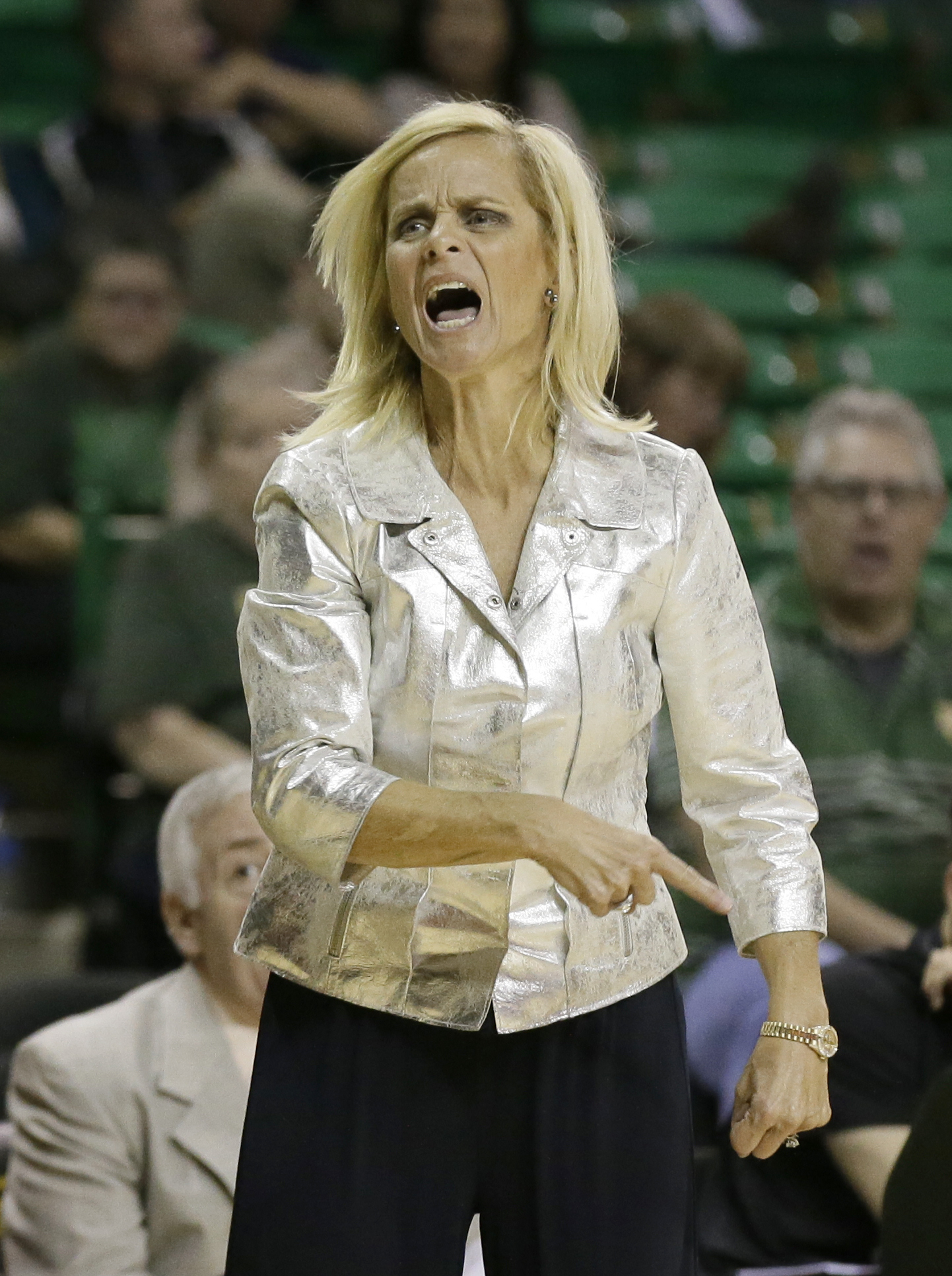 Mulkey not with No. 3 Baylor after daughter lost unborn baby