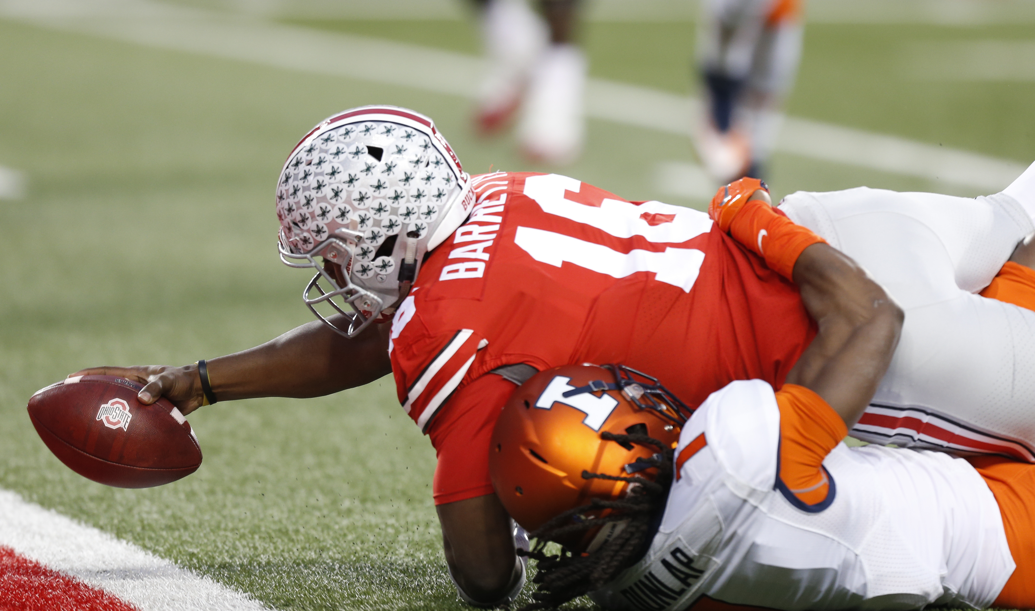 No. 8 Ohio State routs Illinois, looks ahead to Michigan