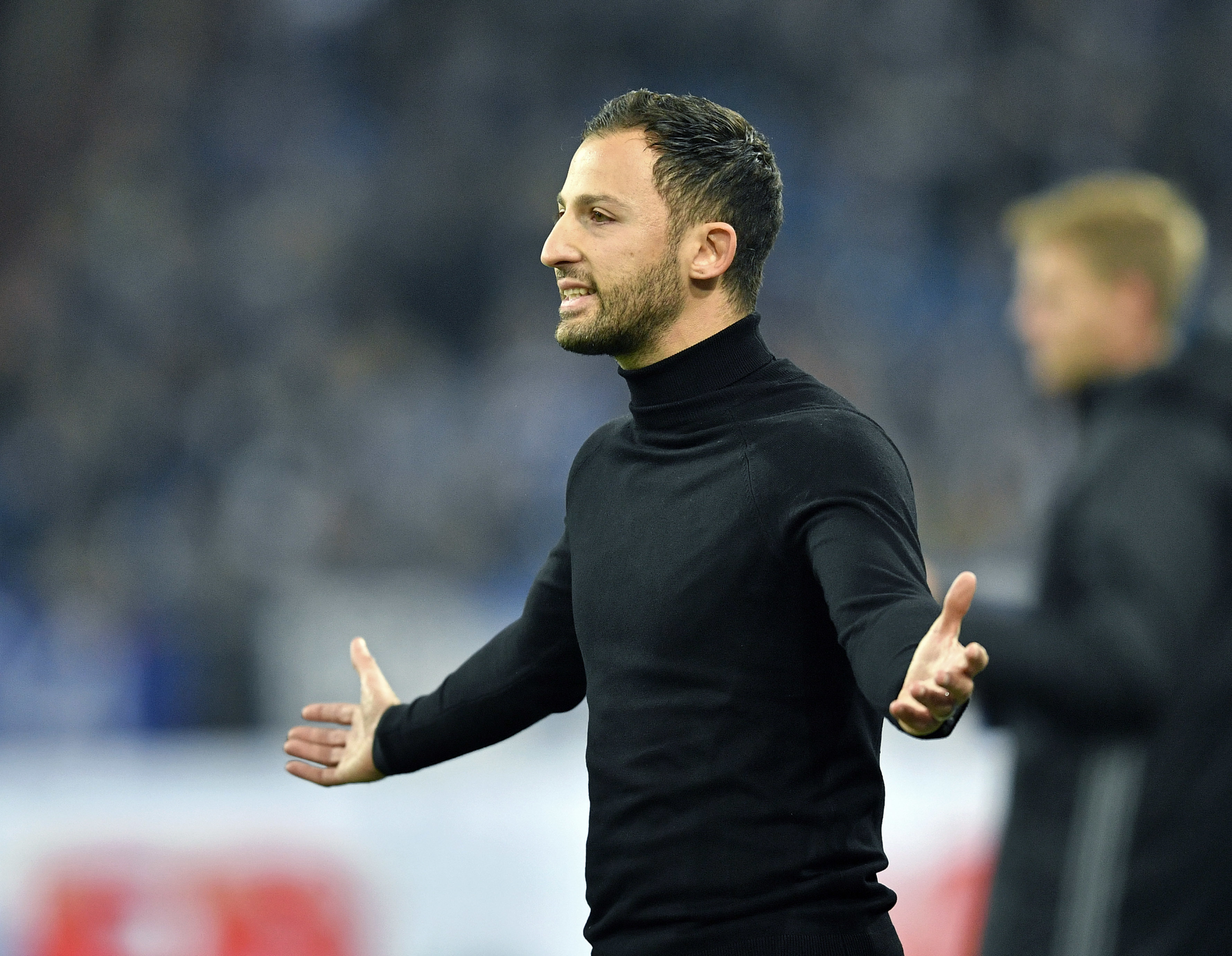 Schalke goes 2nd in Bundesliga, Werder Bremen finally wins