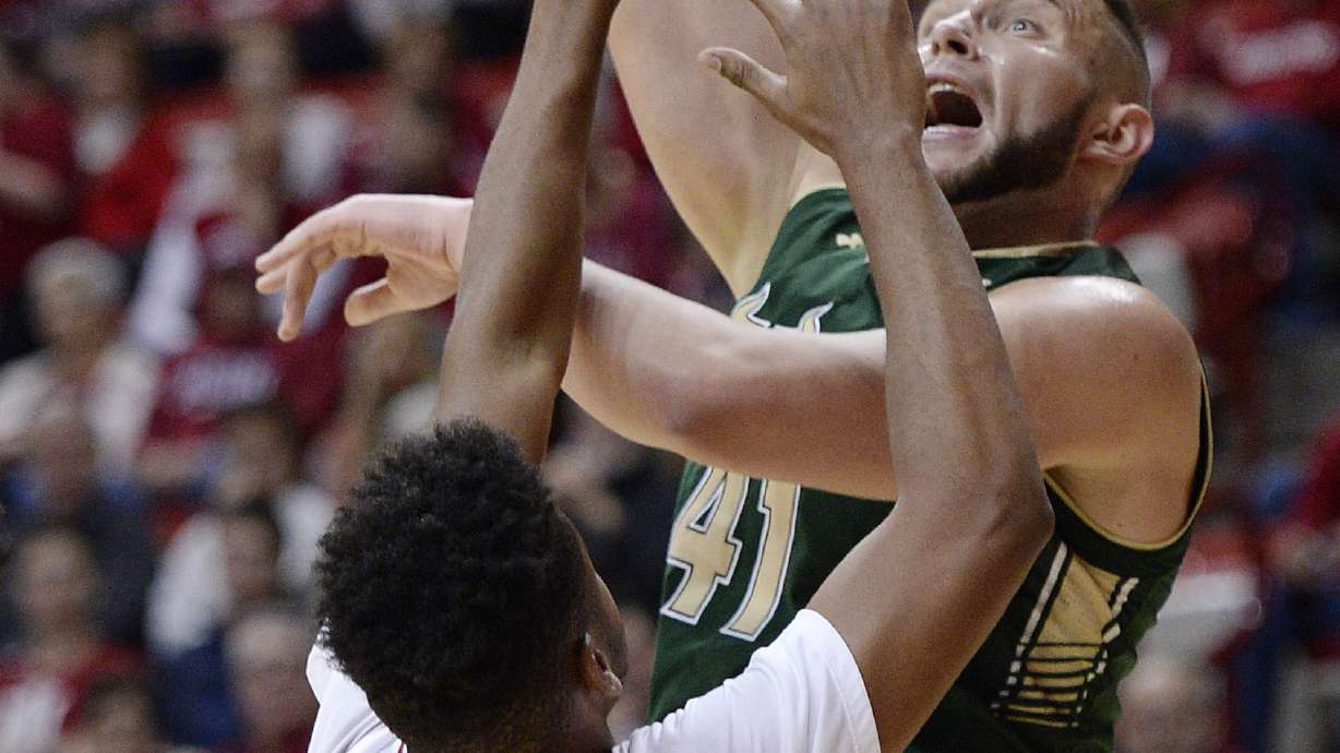 Hoosiers rely on defense to get past South Florida 70-53