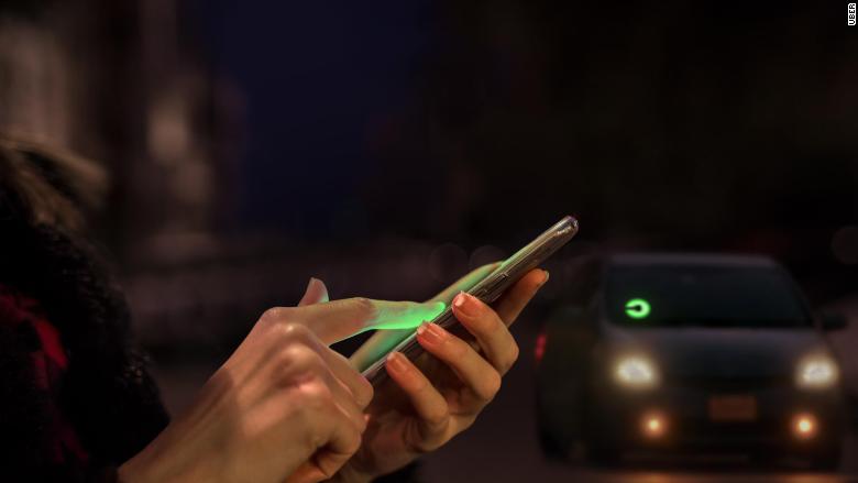 Uber rolls out location sharing and glowing windshields