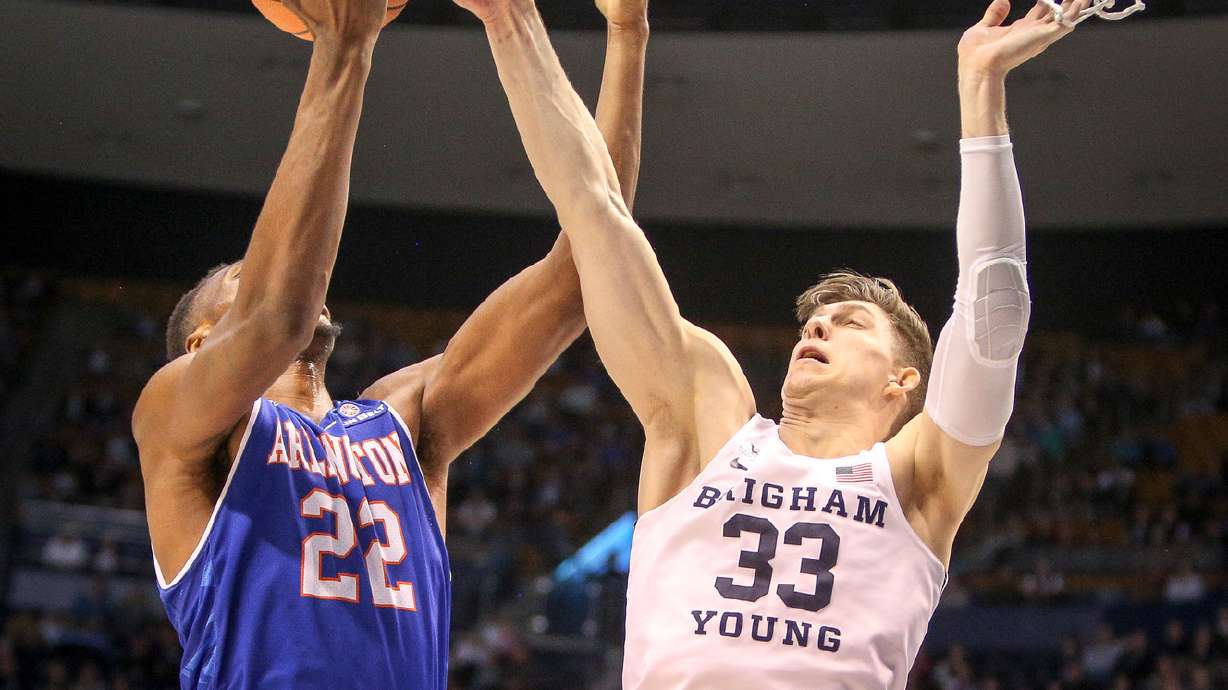 Dalton Nixon early surprise to BYU men's basketball season