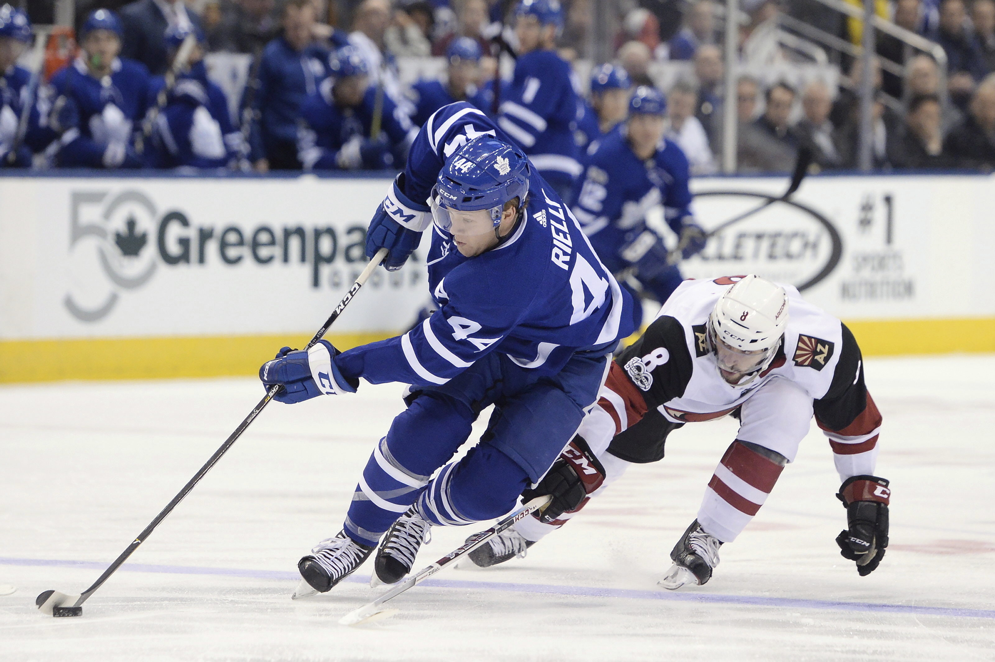 Coyotes win 4-1, stop Maple Leafs' win streak at 6 games