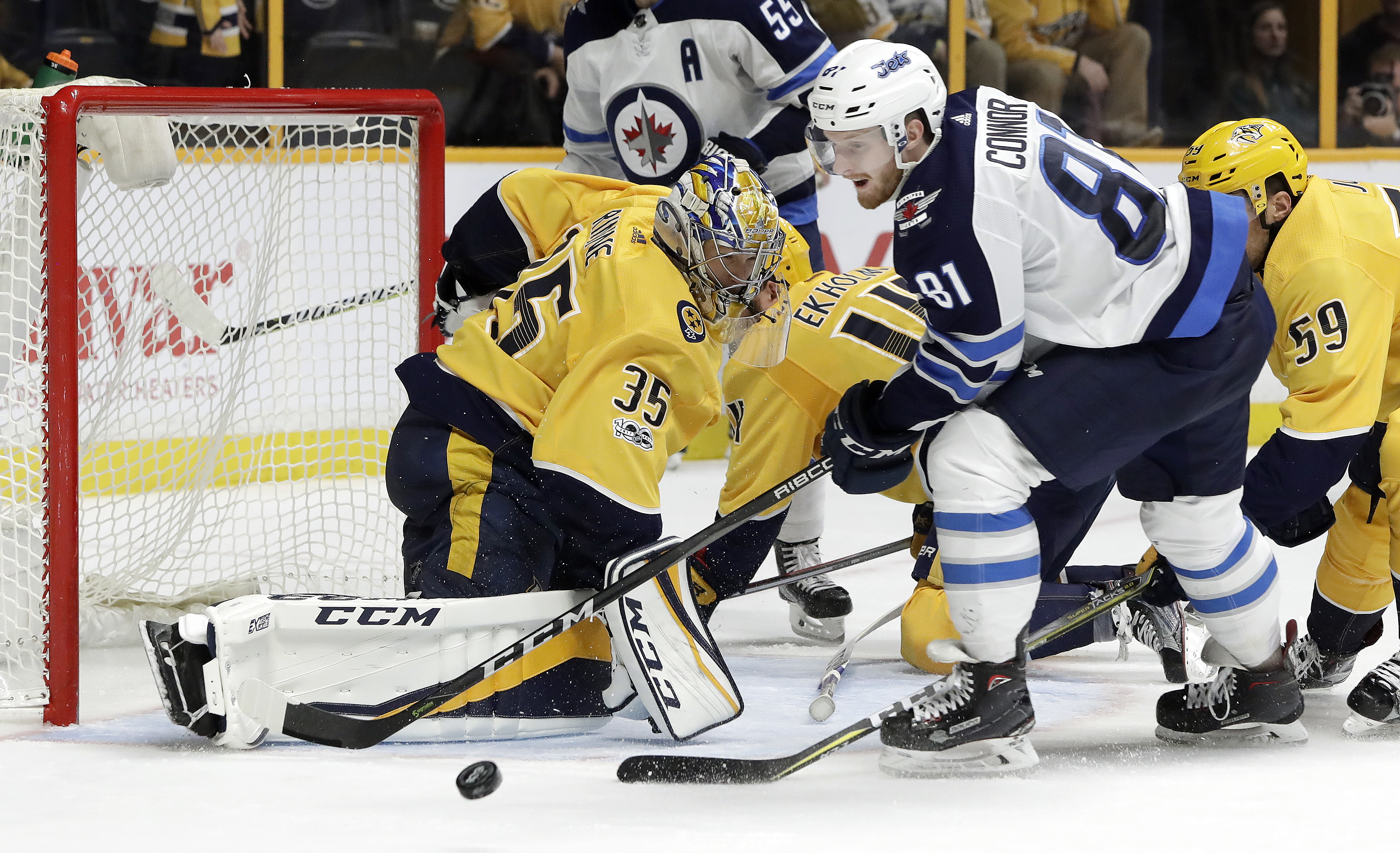 Rinne makes 32 saves as Predators stop Jets' streak, 5-3