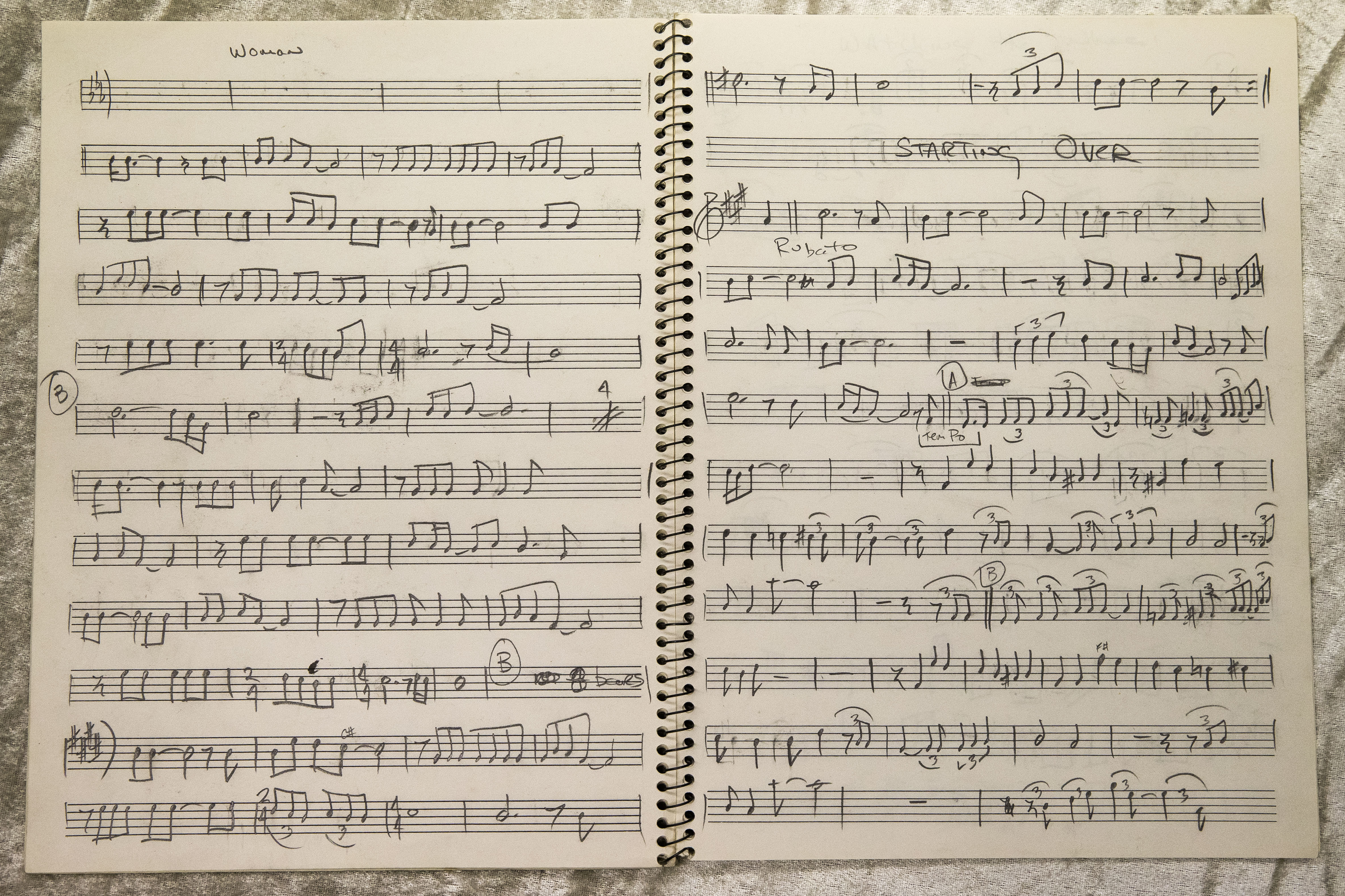 German police retrieve 100 stolen John Lennon items