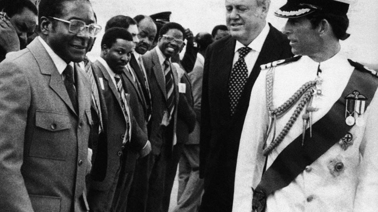 Mugabe leaves legacy of economic ruin, upheaval in Zimbabwe