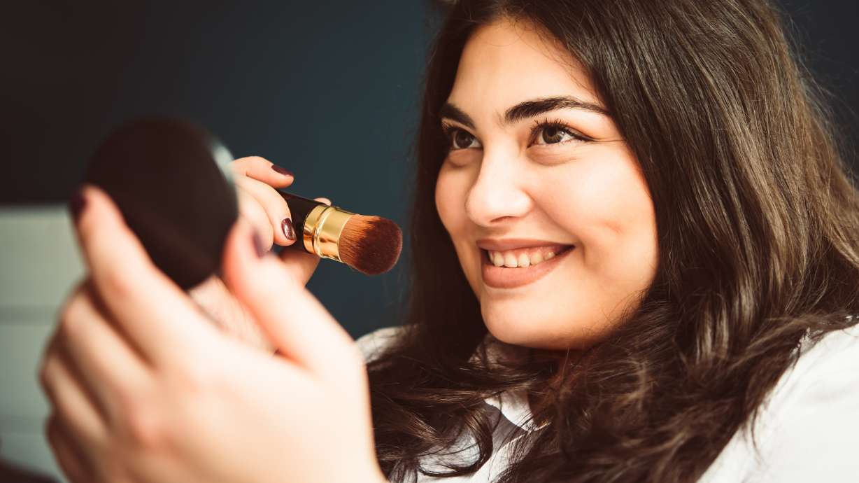 1 easy thing you can do to practice body positivity