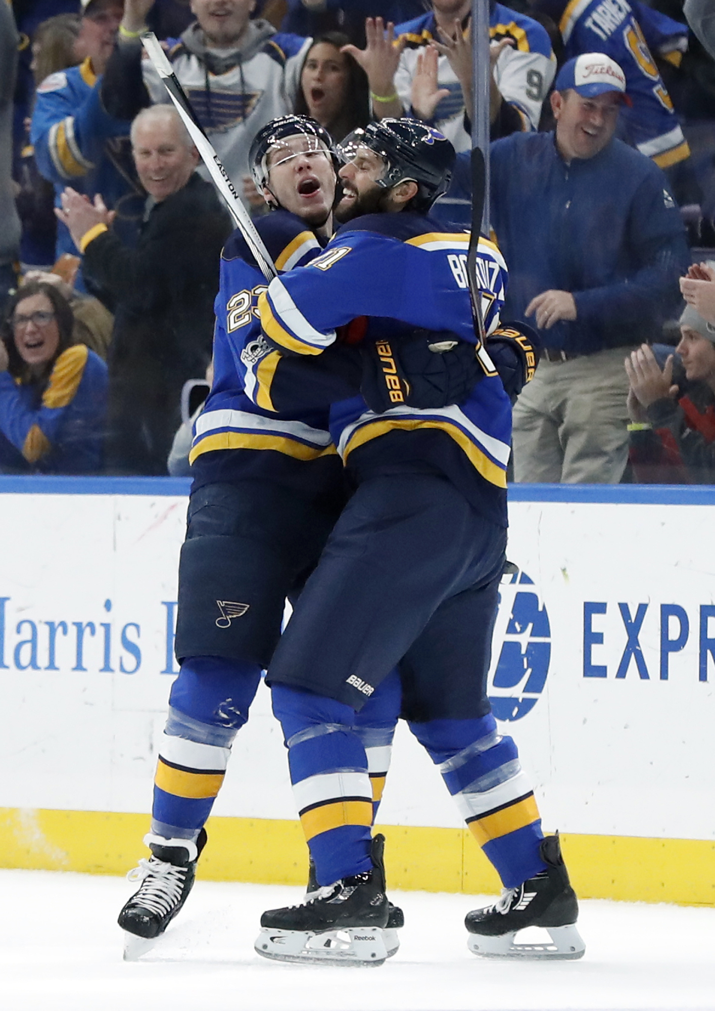 Tarasenko nets 2, gets in rare fight as Blues top Oilers 8-3