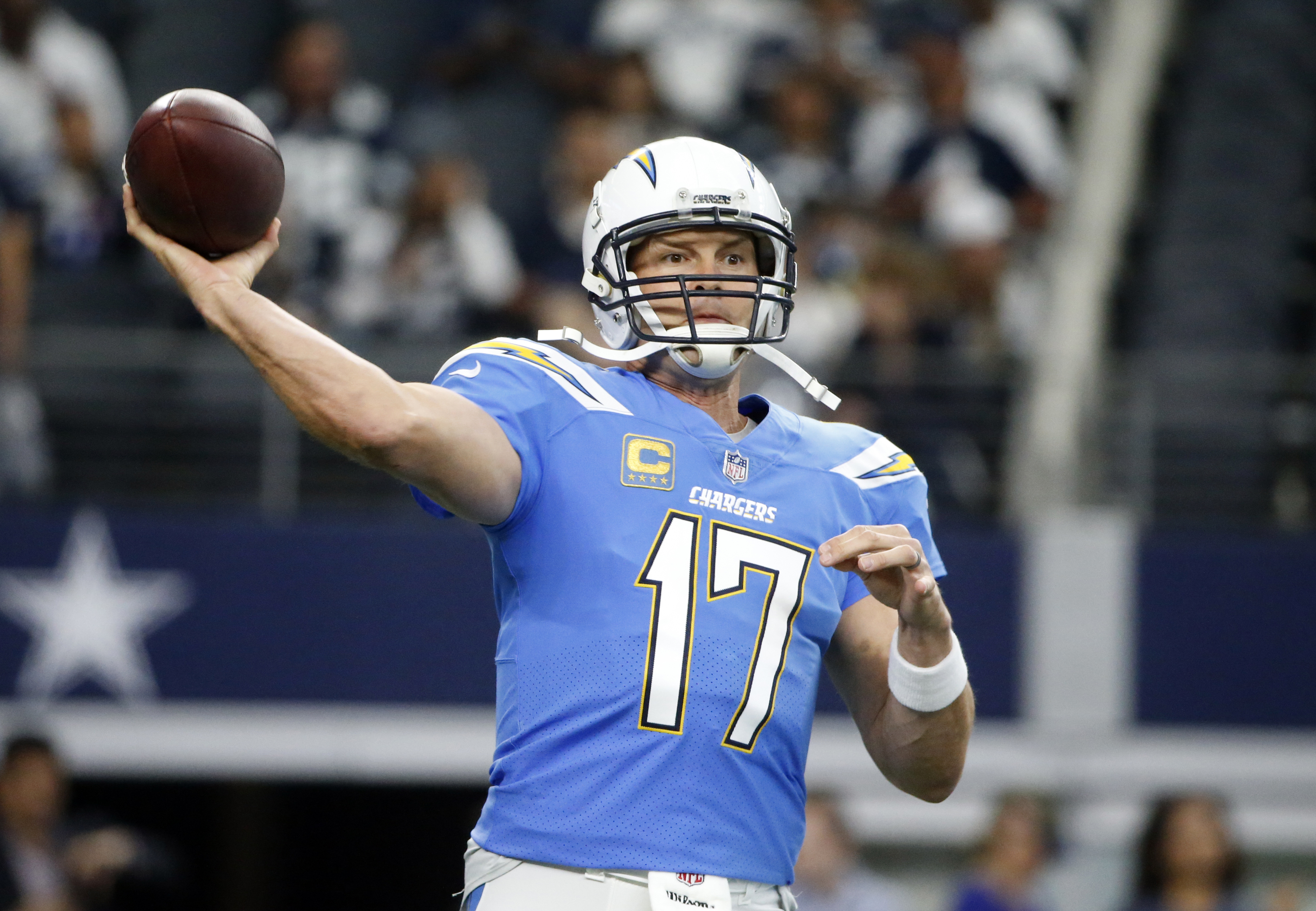 Rivers, Chargers beat fading Cowboys 28-6 on Thanksgiving