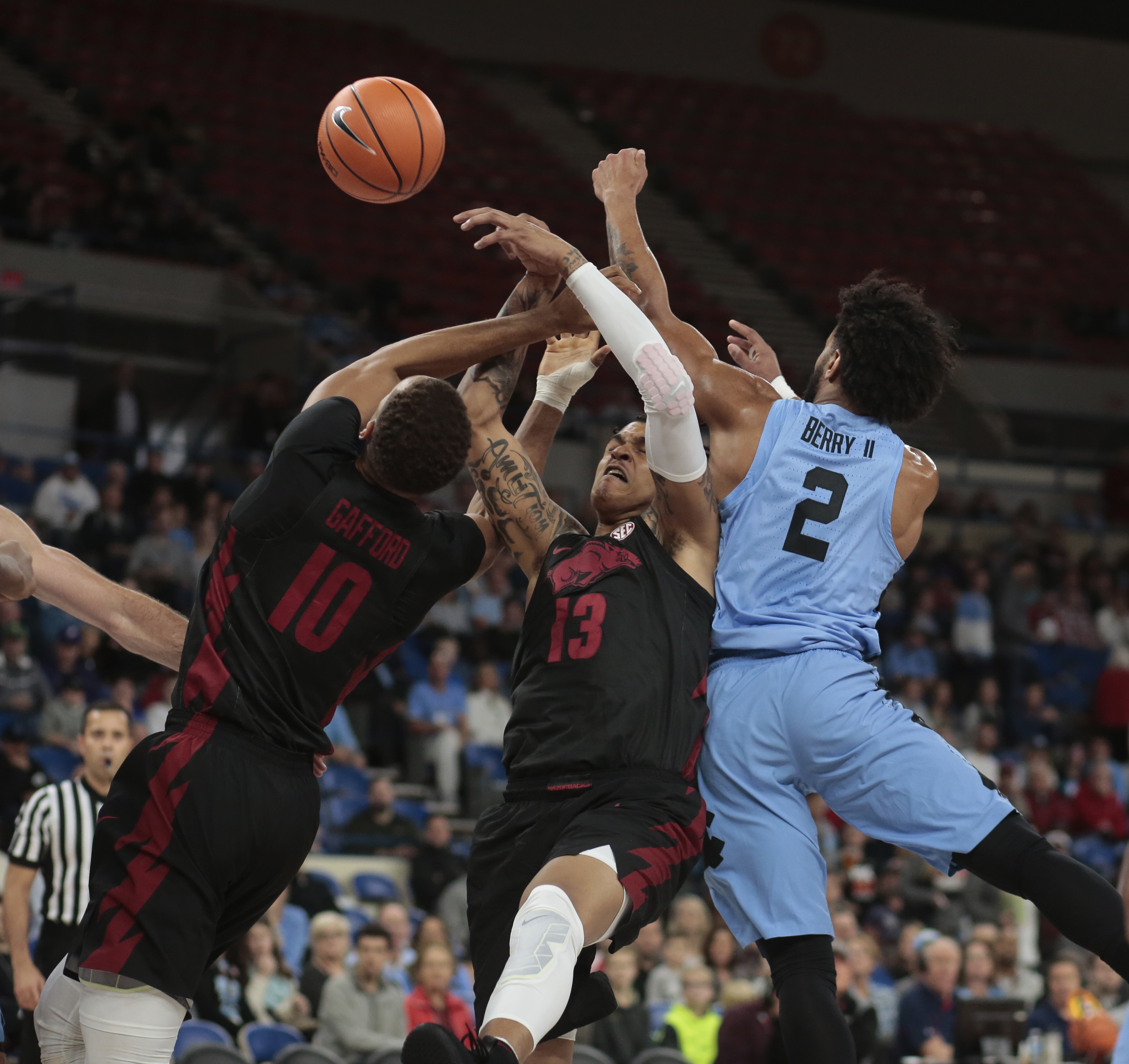 Luke Maye carries No. 9 North Carolina past Arkansas 87-68