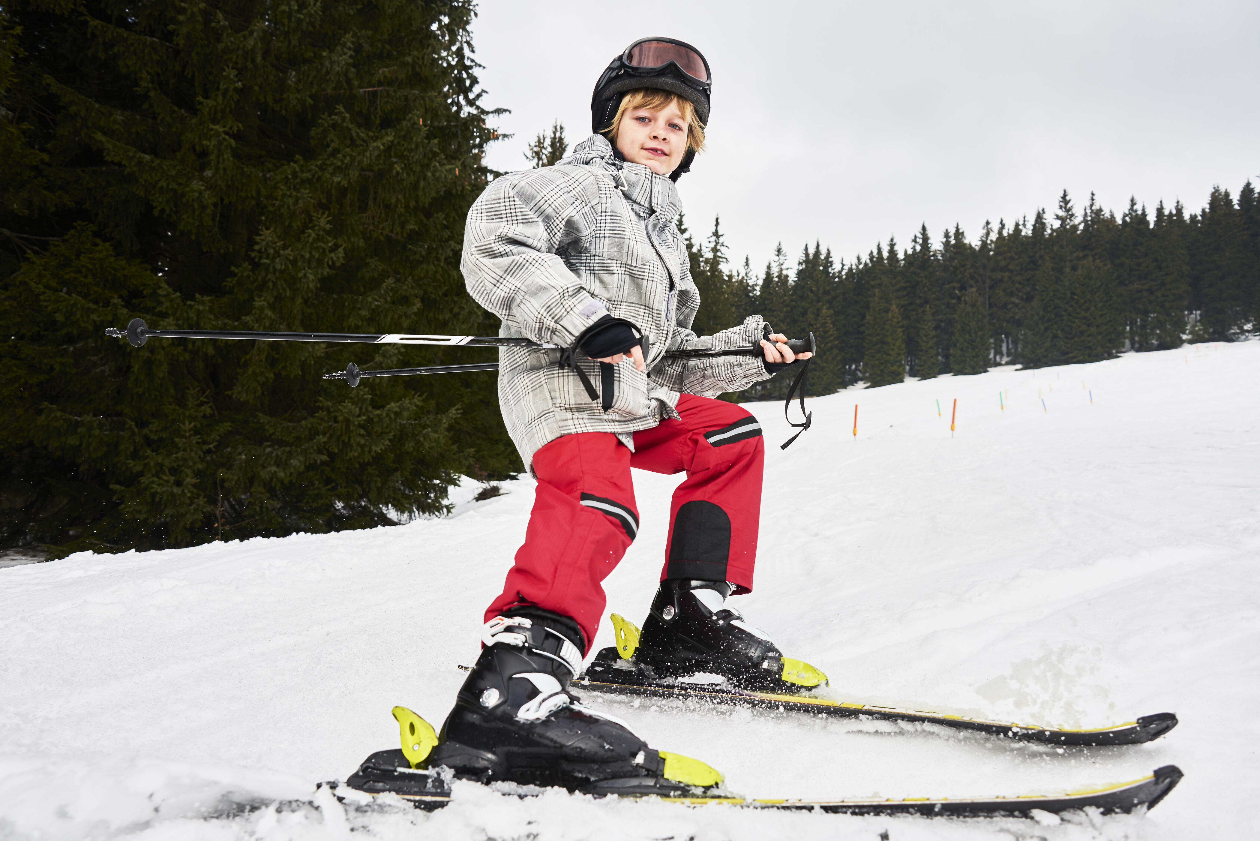 15 easy tips to help your child learn to ski the right way