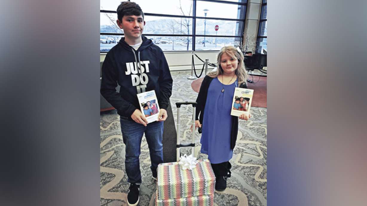 Idaho siblings who lost both parents donate grief kits to help other kids