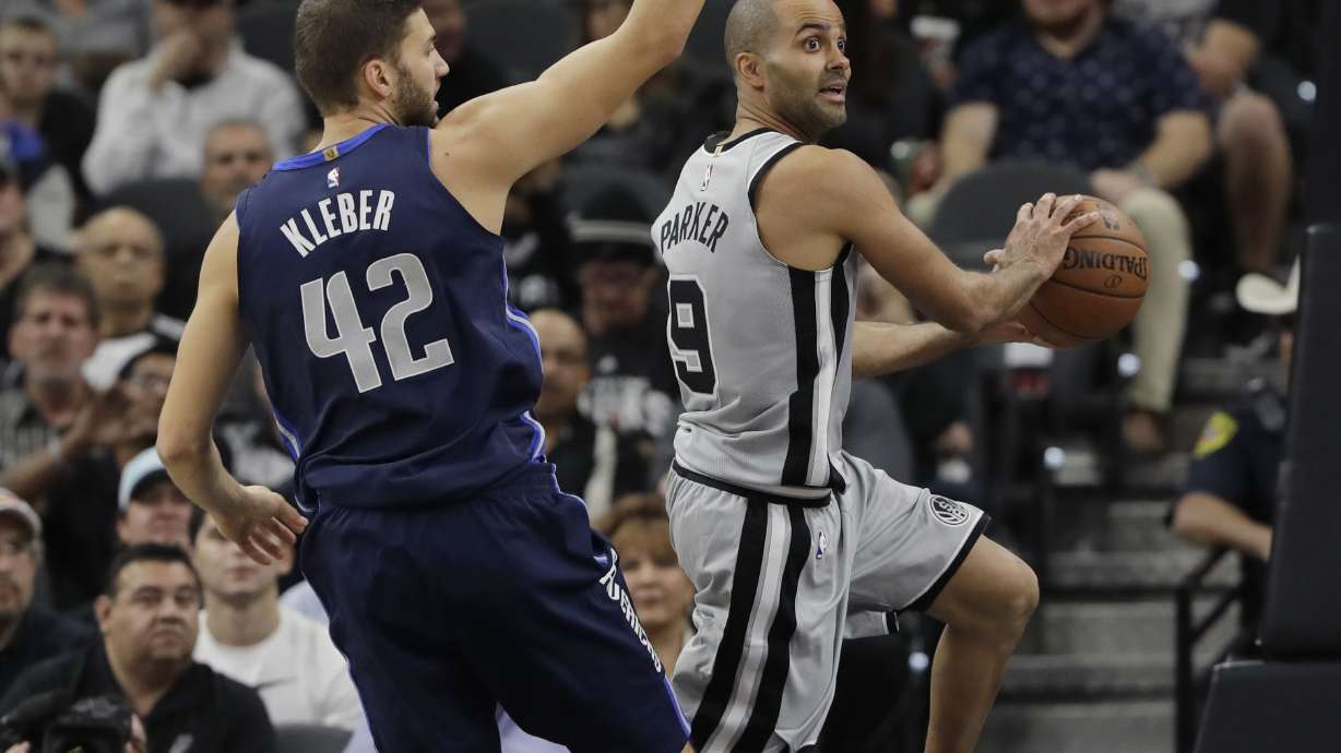 Aldridge fuels Spurs past Mavericks in Parker's return