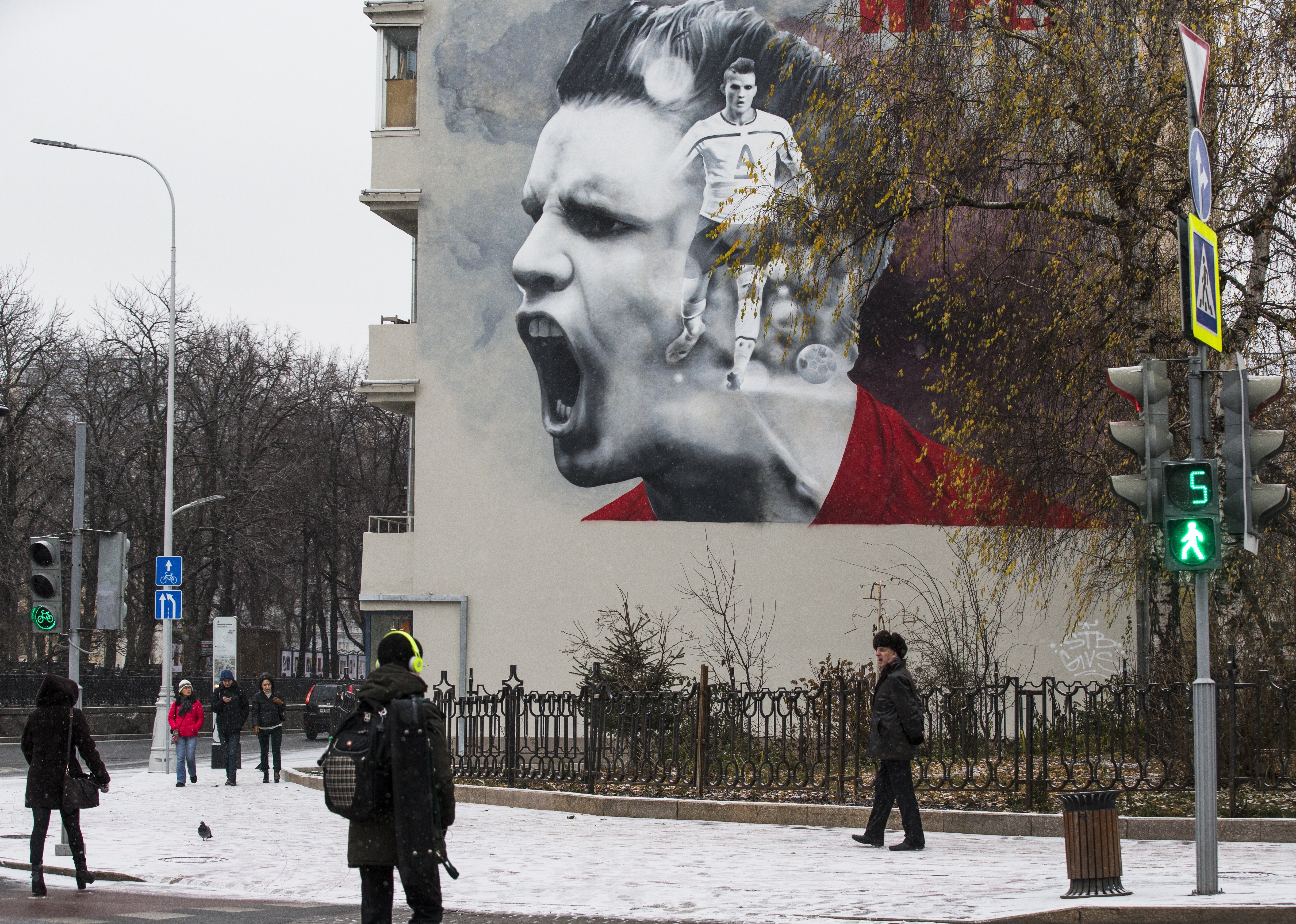 FIFA advisers: 'Danger' for gay fans at World Cup in Russia