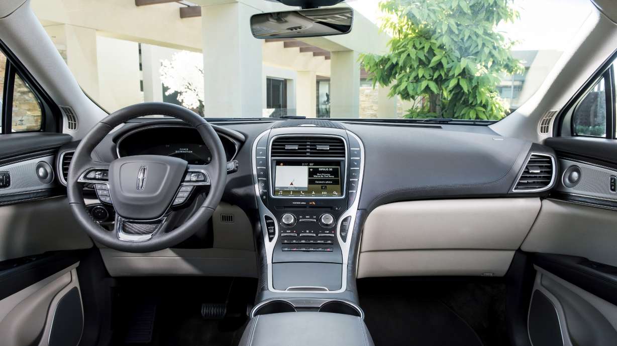 SUVs are main attraction at L.A. Auto Show