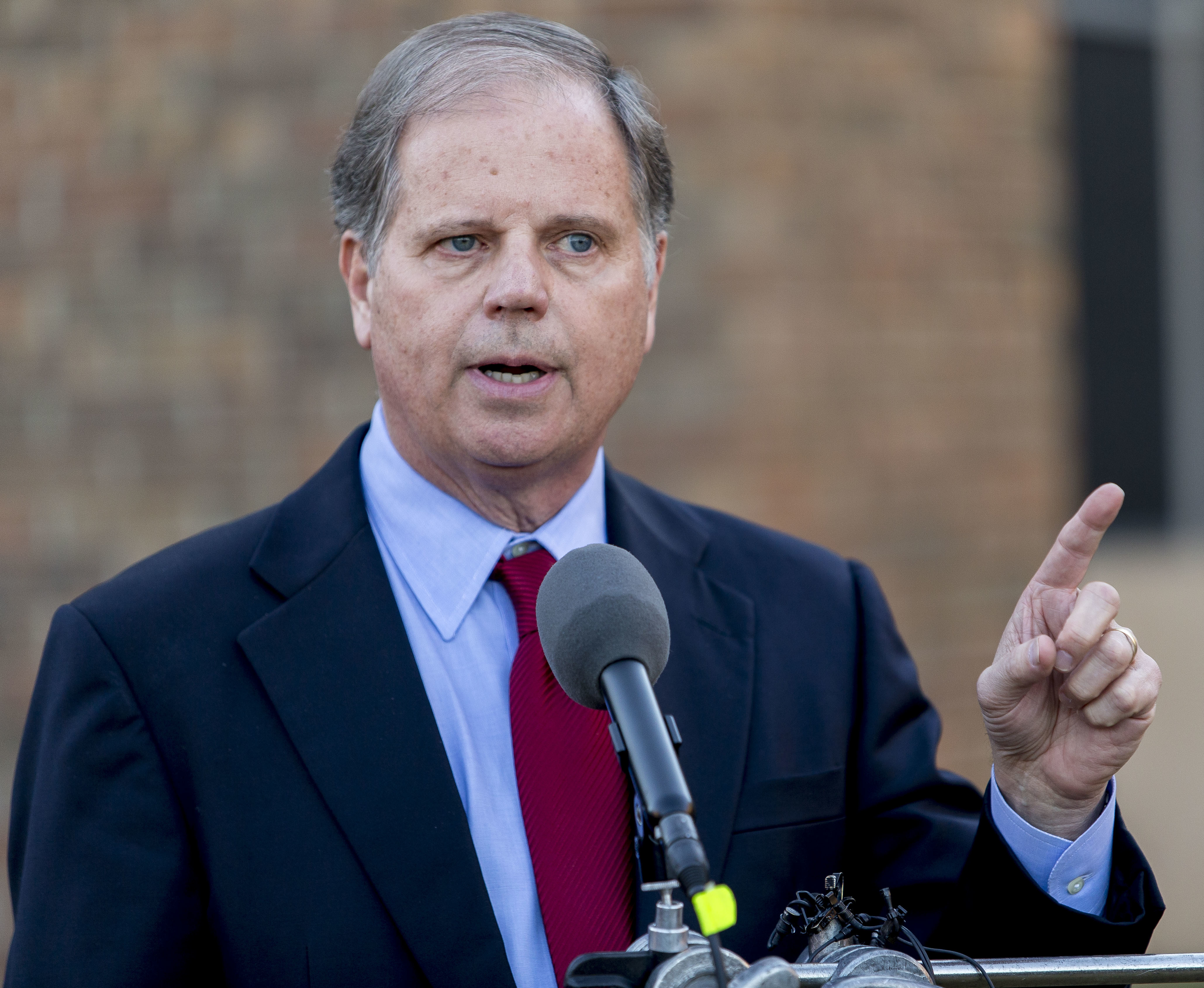 After accusations, Moore's Senate bid focuses on abortion