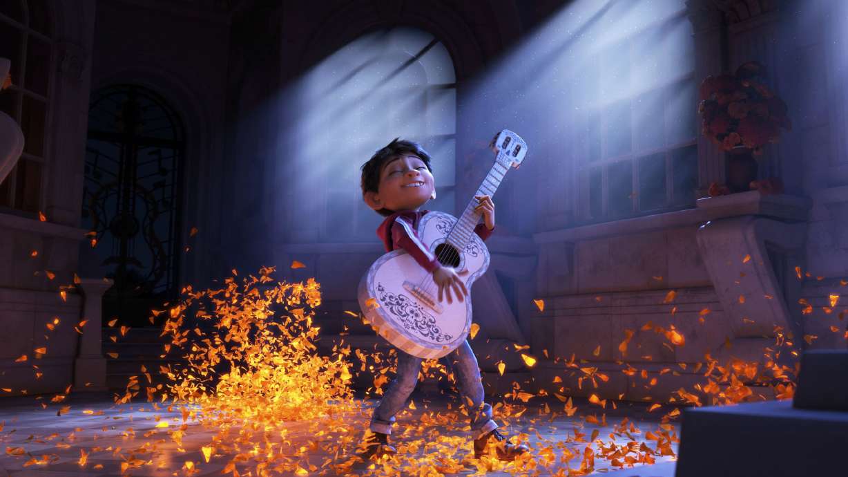 'Coco' draws Latino audiences, others with theme of family