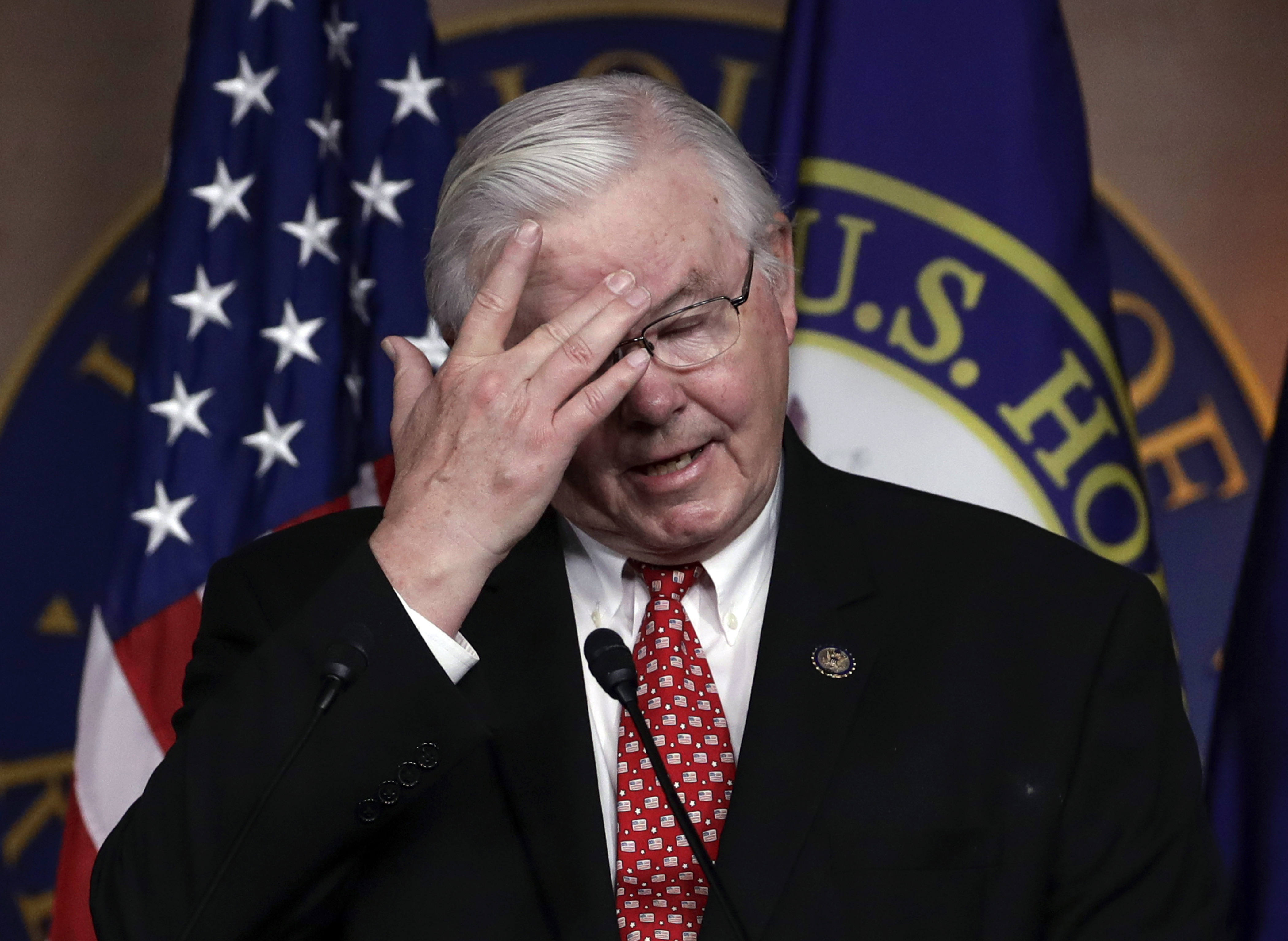 Rep. Joe Barton, embarrassed by nude photo online, to retire