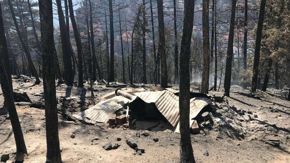 Utah fire uncovered man's weapons cache, survival bunkers