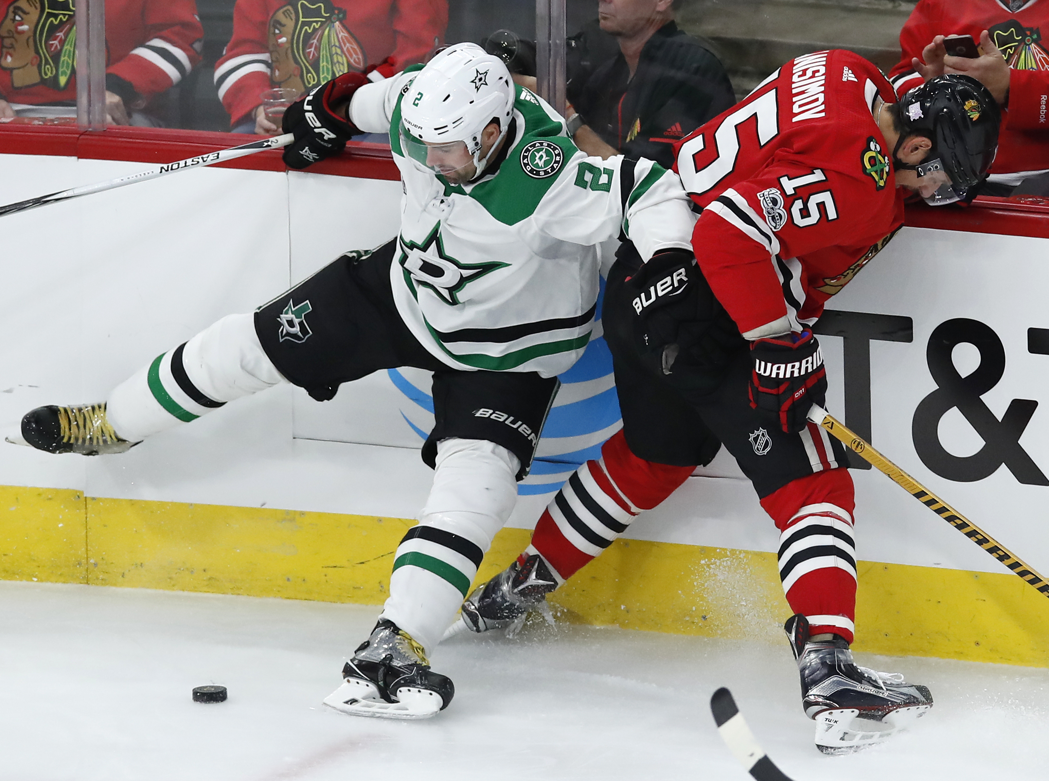 Janmark scores twice as Stars beat Blackhawks 4-3 in OT