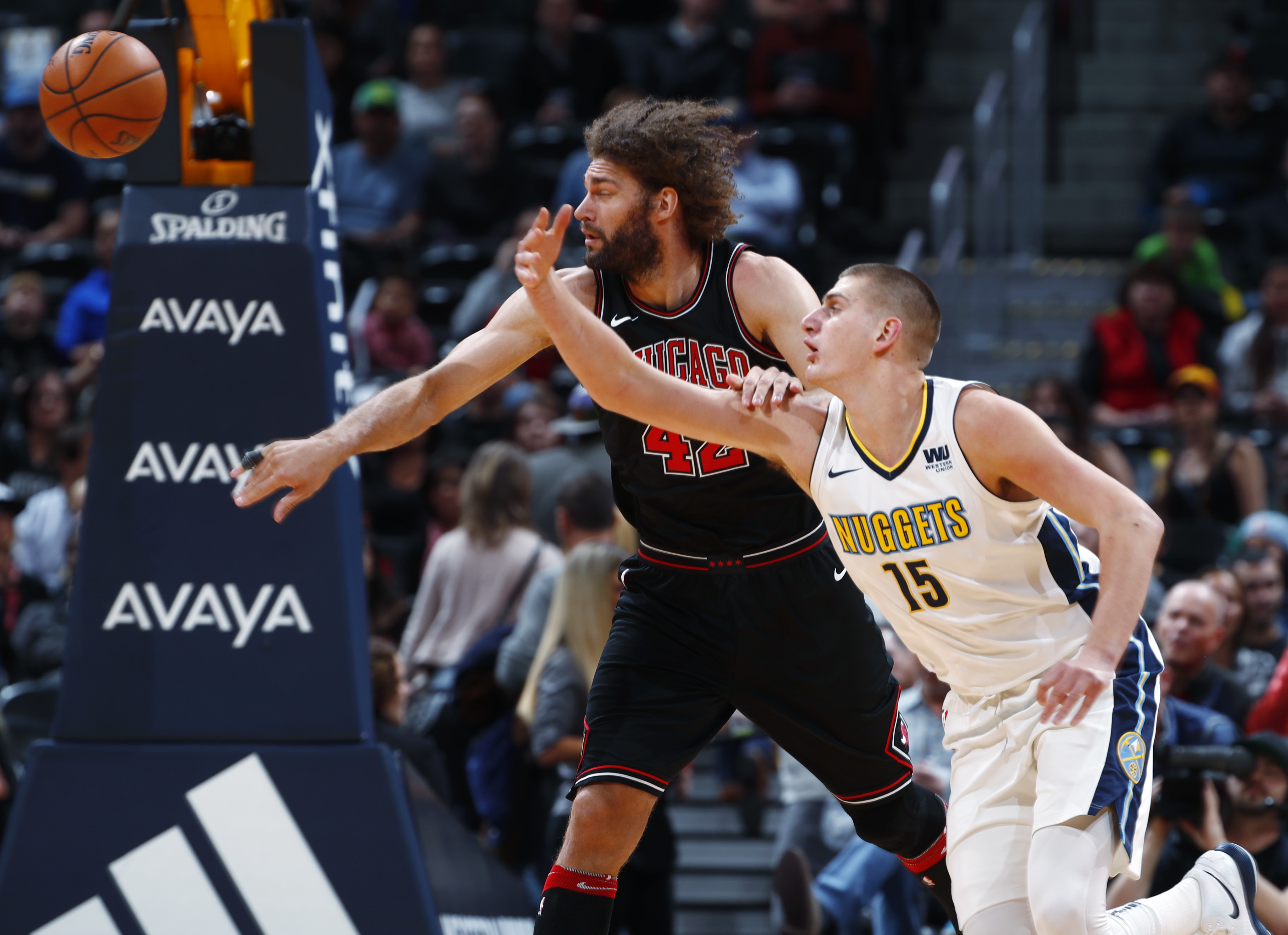 Barton scores 37 points, Nuggets rally to beat Bulls 111-110