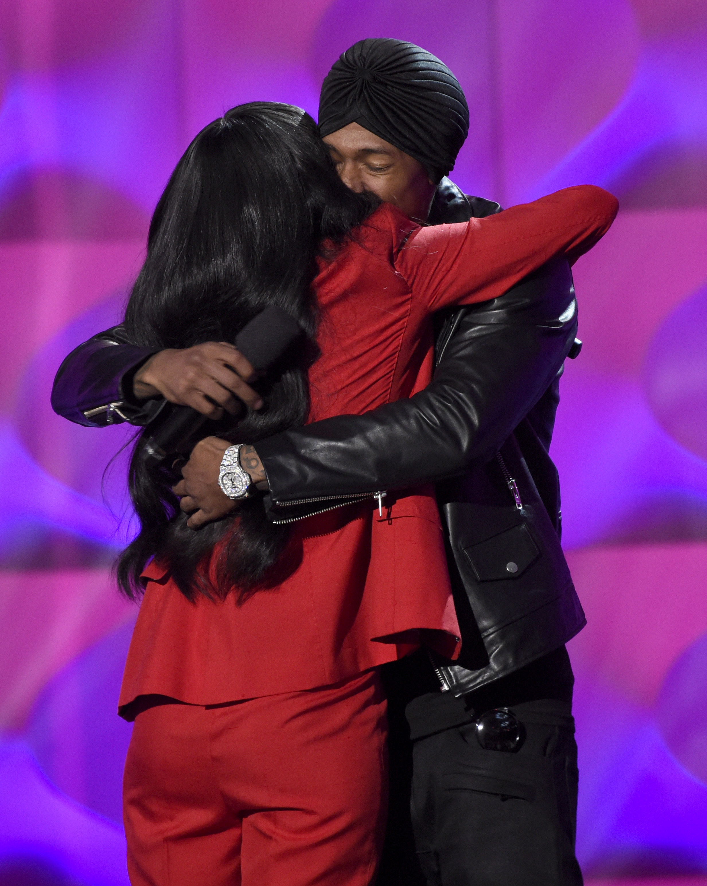 Selena Gomez honors Francia Raisa for life-saving transplant