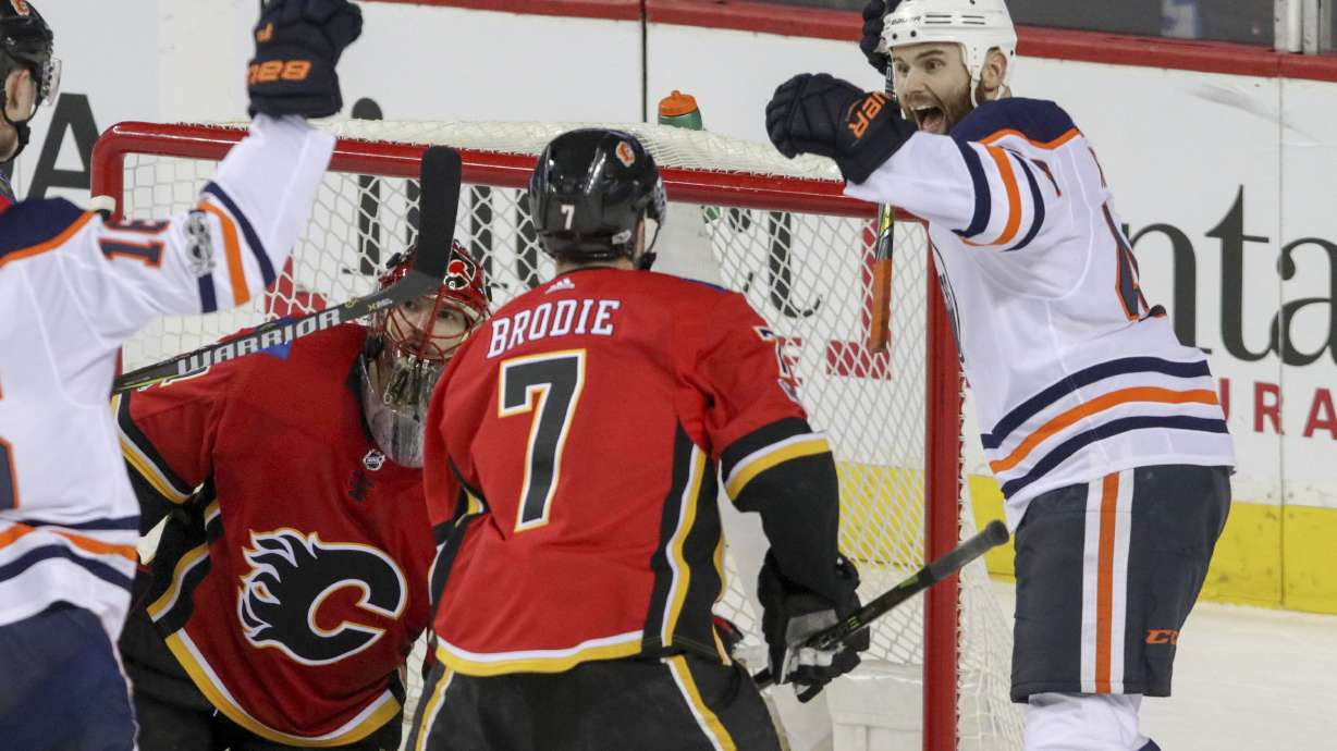 Oilers take big lead, hold on for 7-5 win over Flames