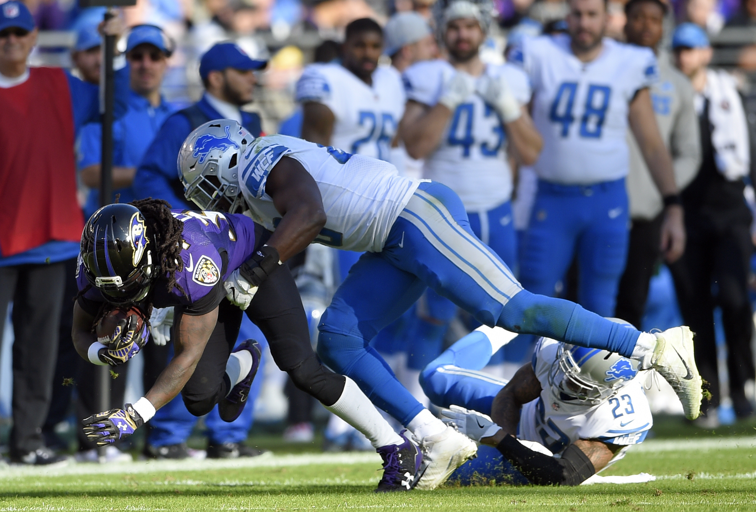 Flacco, Ravens crank up offense in 44-20 triumph over Detroit Lions