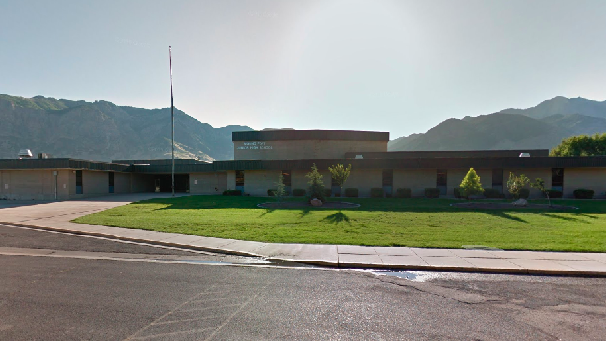 Fire forces evacuation of junior high in Ogden