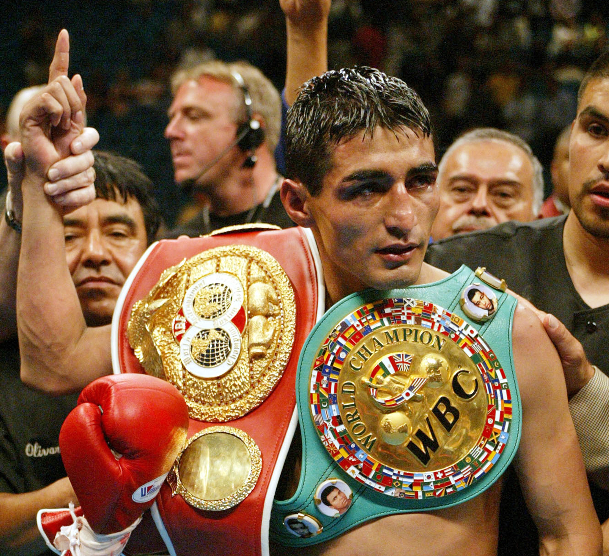 Vitali Klitschko and Erik Morales win election to Boxing HOF