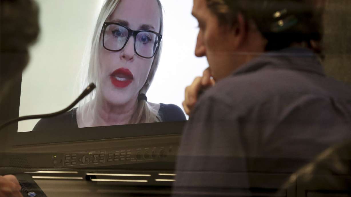 AP Exclusive: Top gossip editor accused of sexual misconduct
