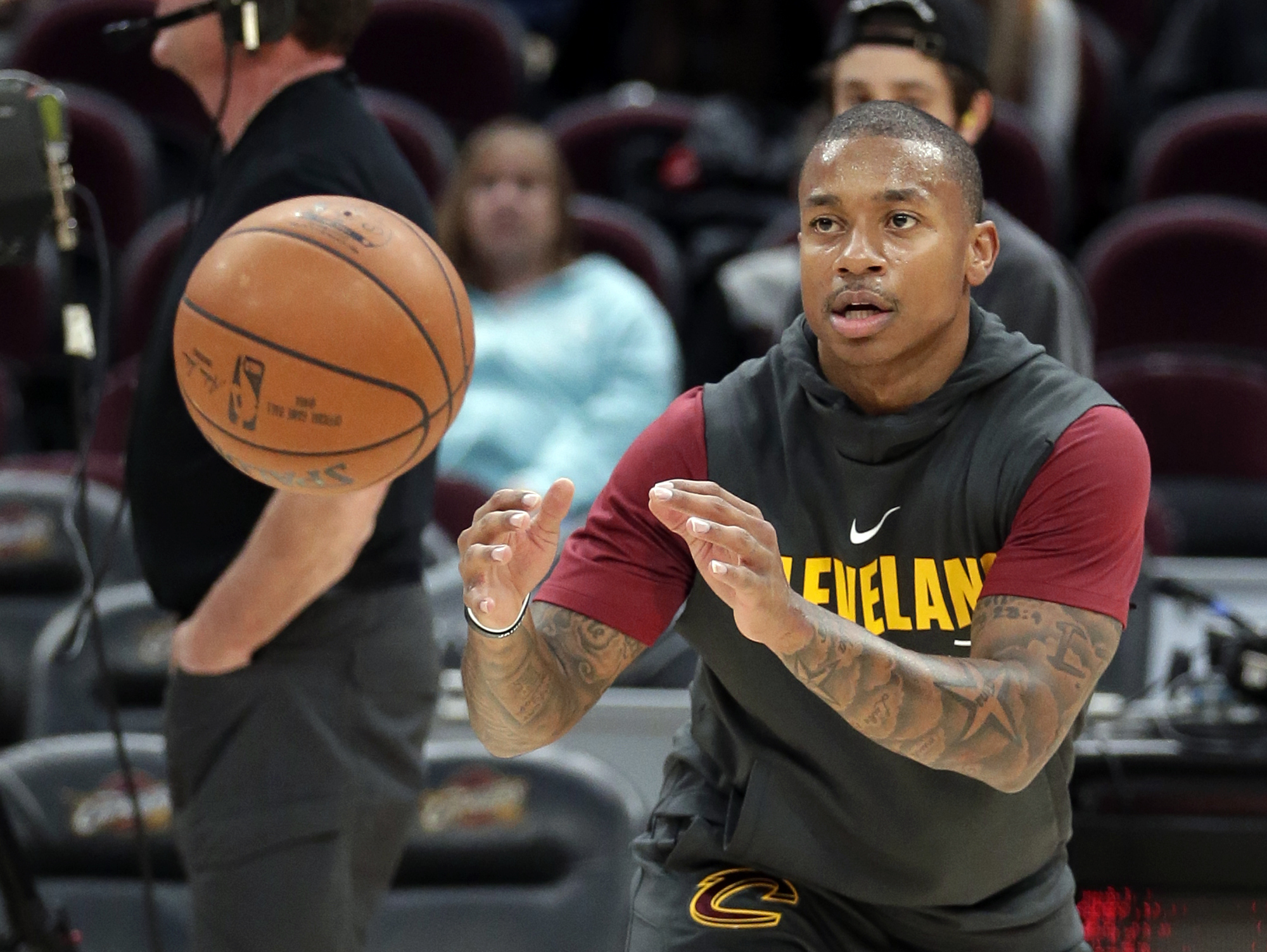Isaiah Thomas plays 4-on-4, Cavs' All-Star nearing return