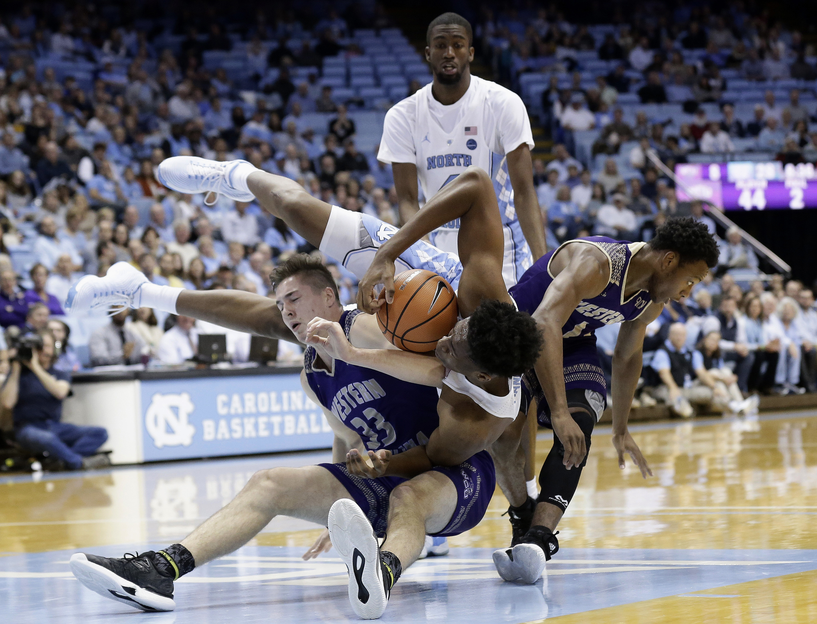 No. 11 North Carolina beats Western Carolina 104-61