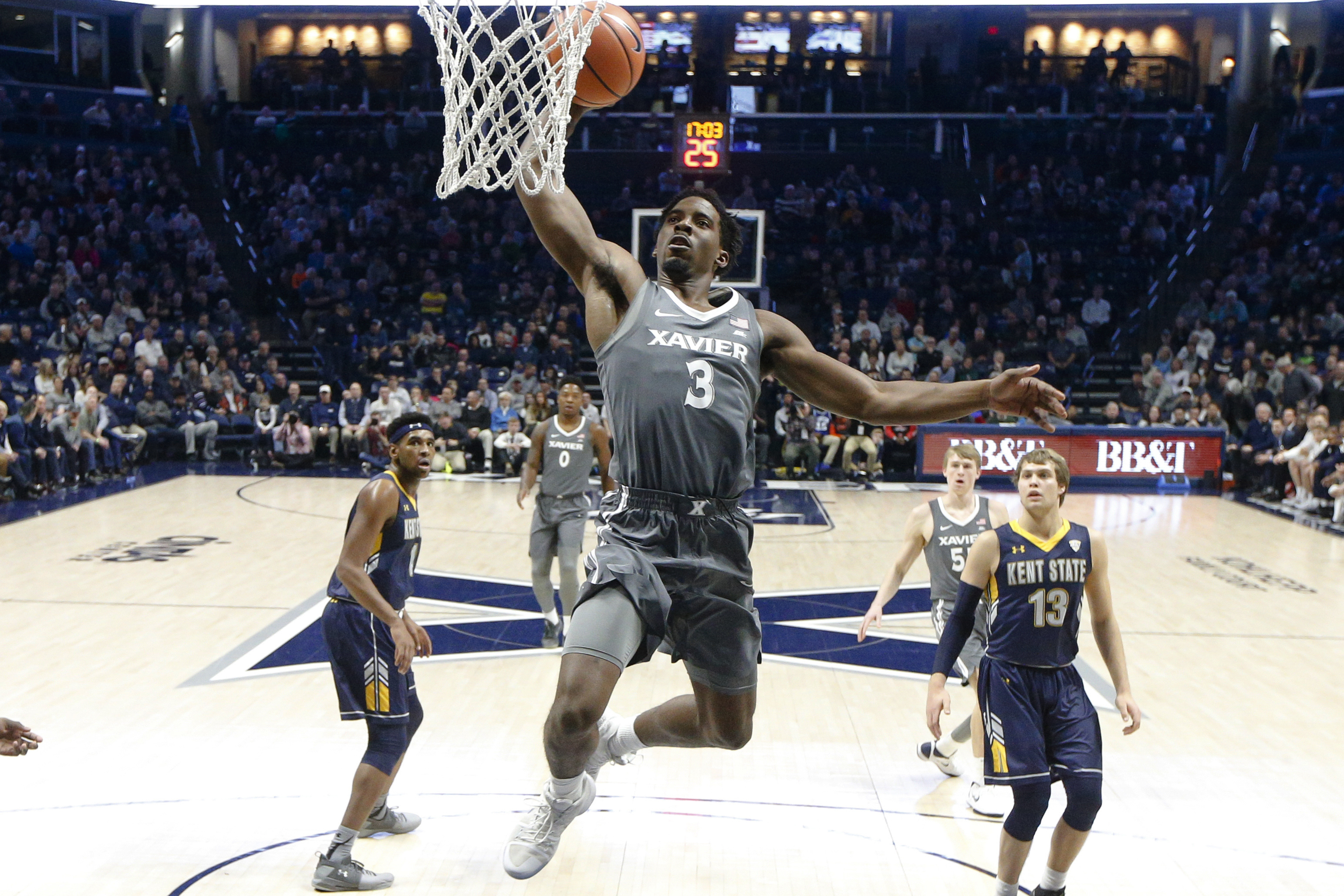 Bluiett scores 26, No. 13 Xavier beats Kent State 96-70