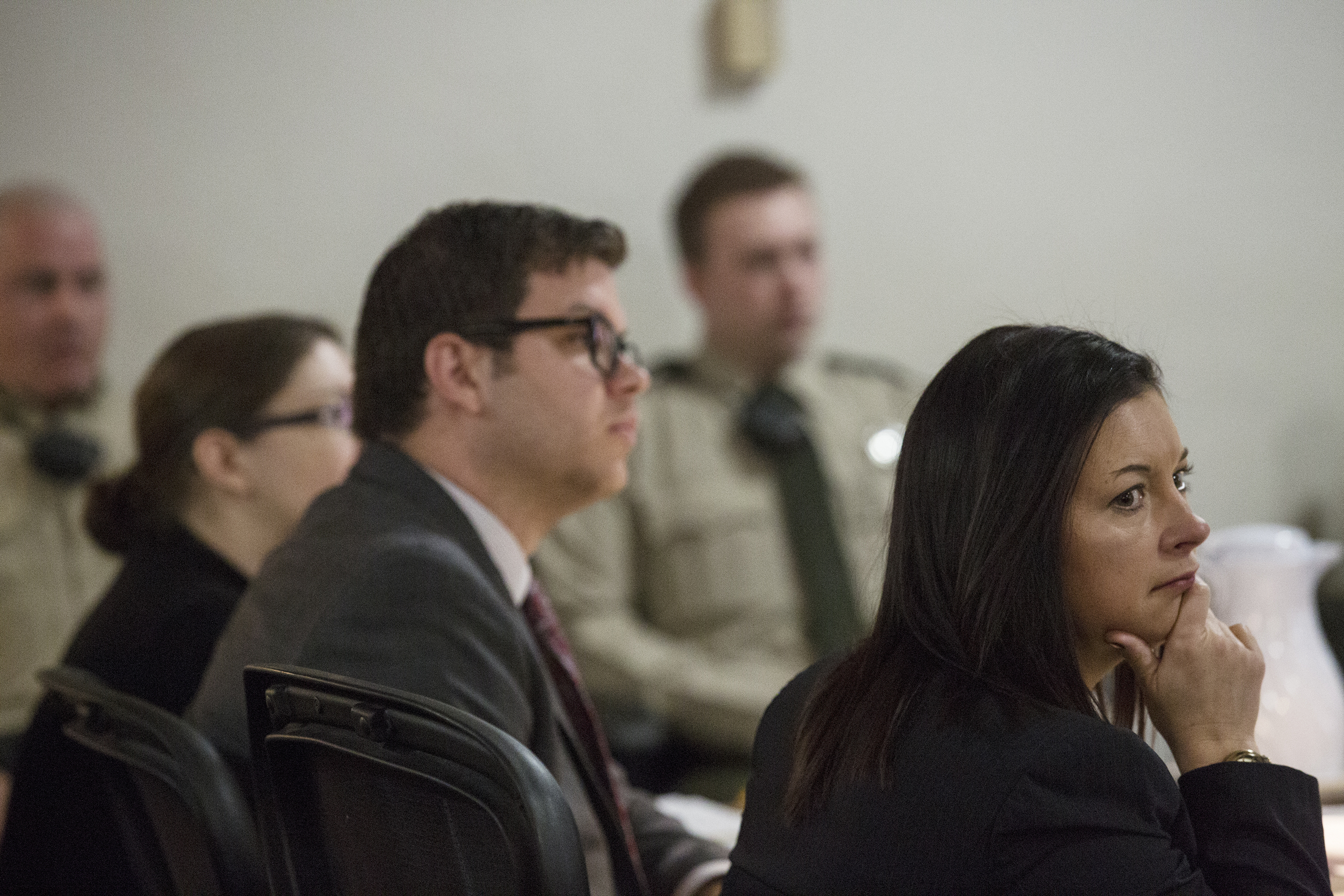 Iowa teen says mom refused to help sister before she starved