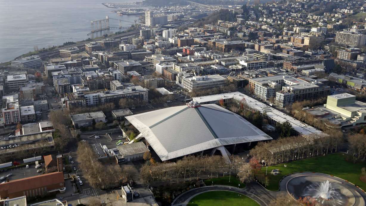 Bettman says NHL will consider Seattle expansion bid