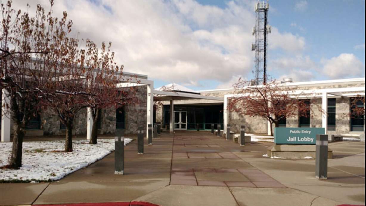 Police say autopsy backlog is causing delay in Davis jail death investigation