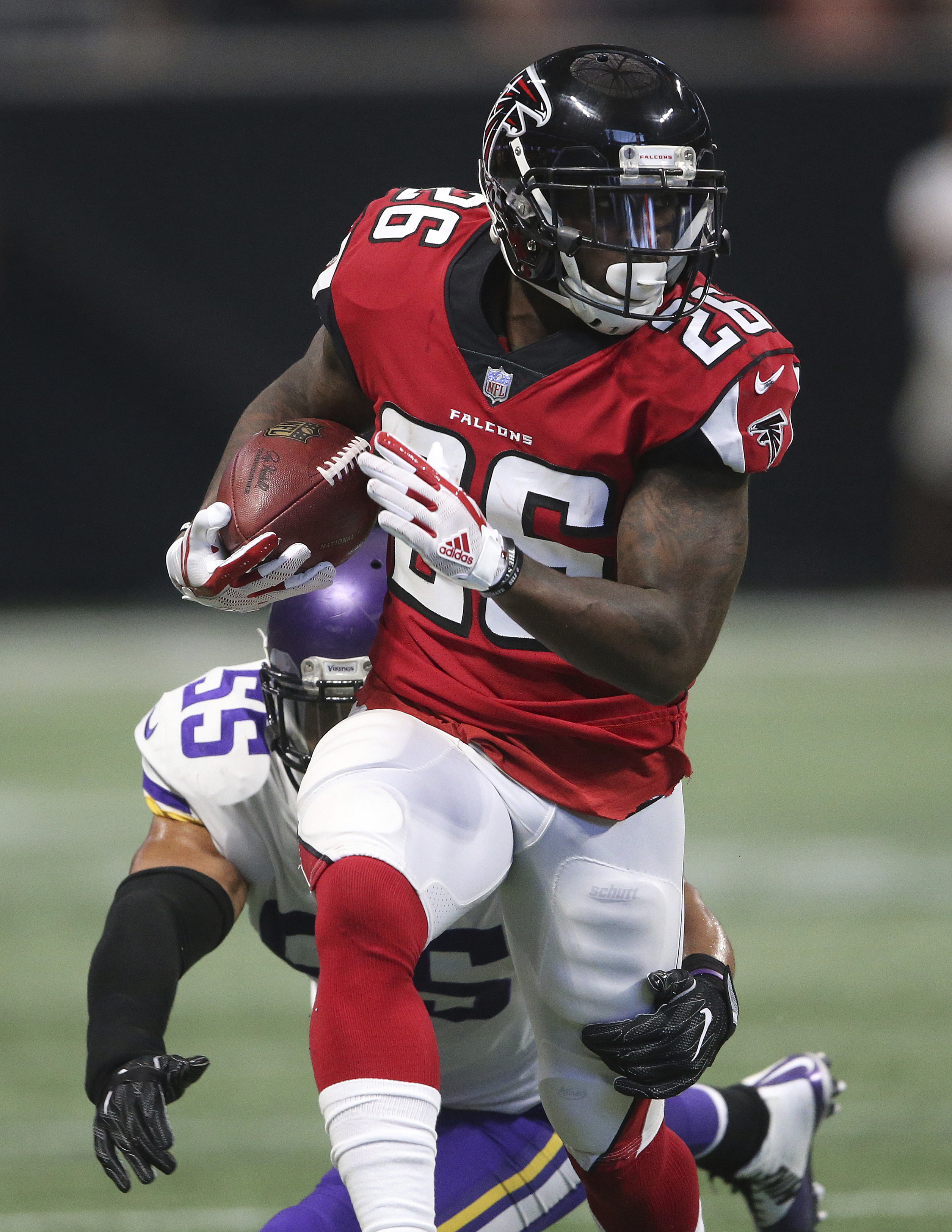 Falcons running back Tevin Coleman in concussion protocol
