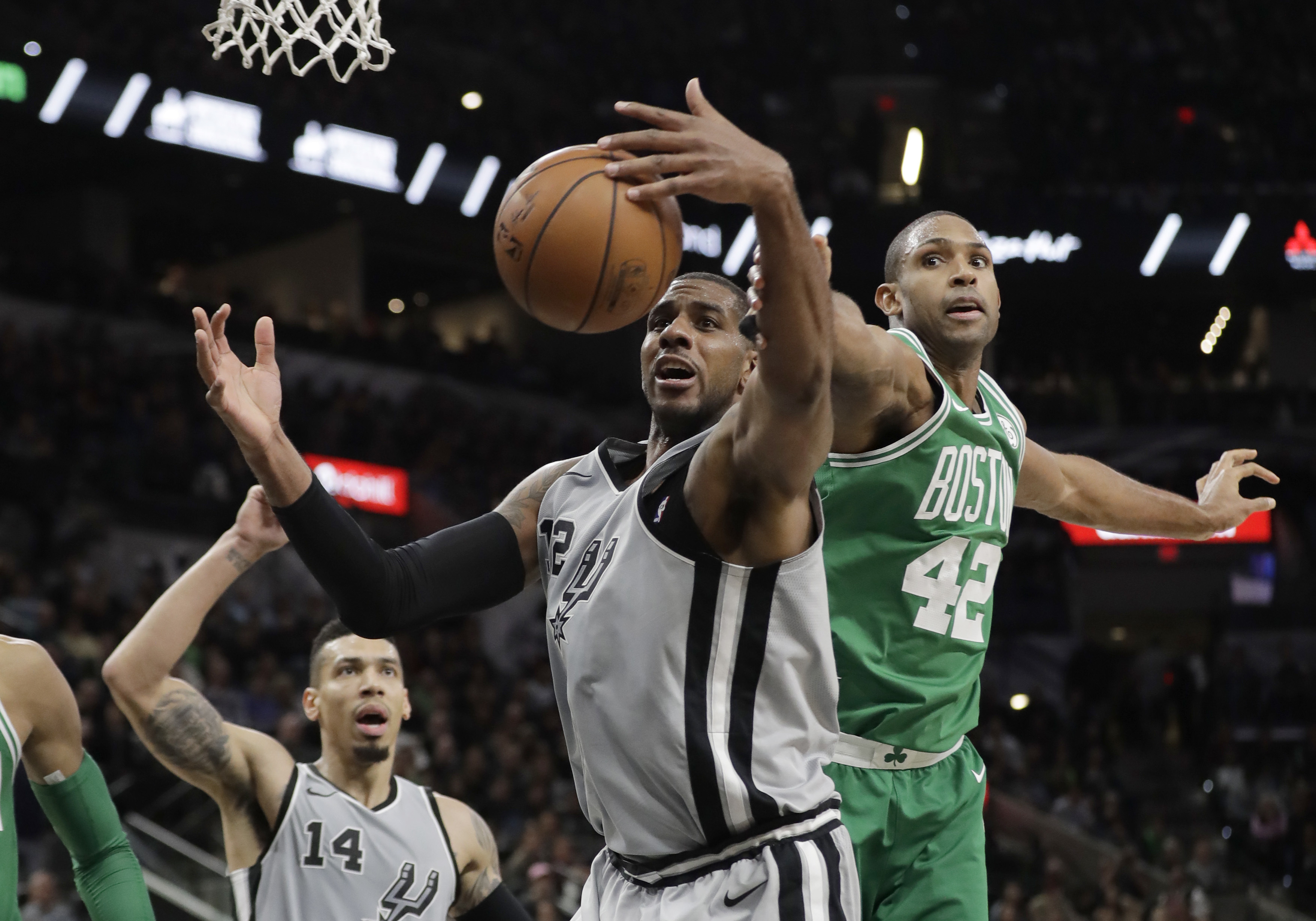 Aldridge, Ginobili rescue Spurs against Celtics, 105-102