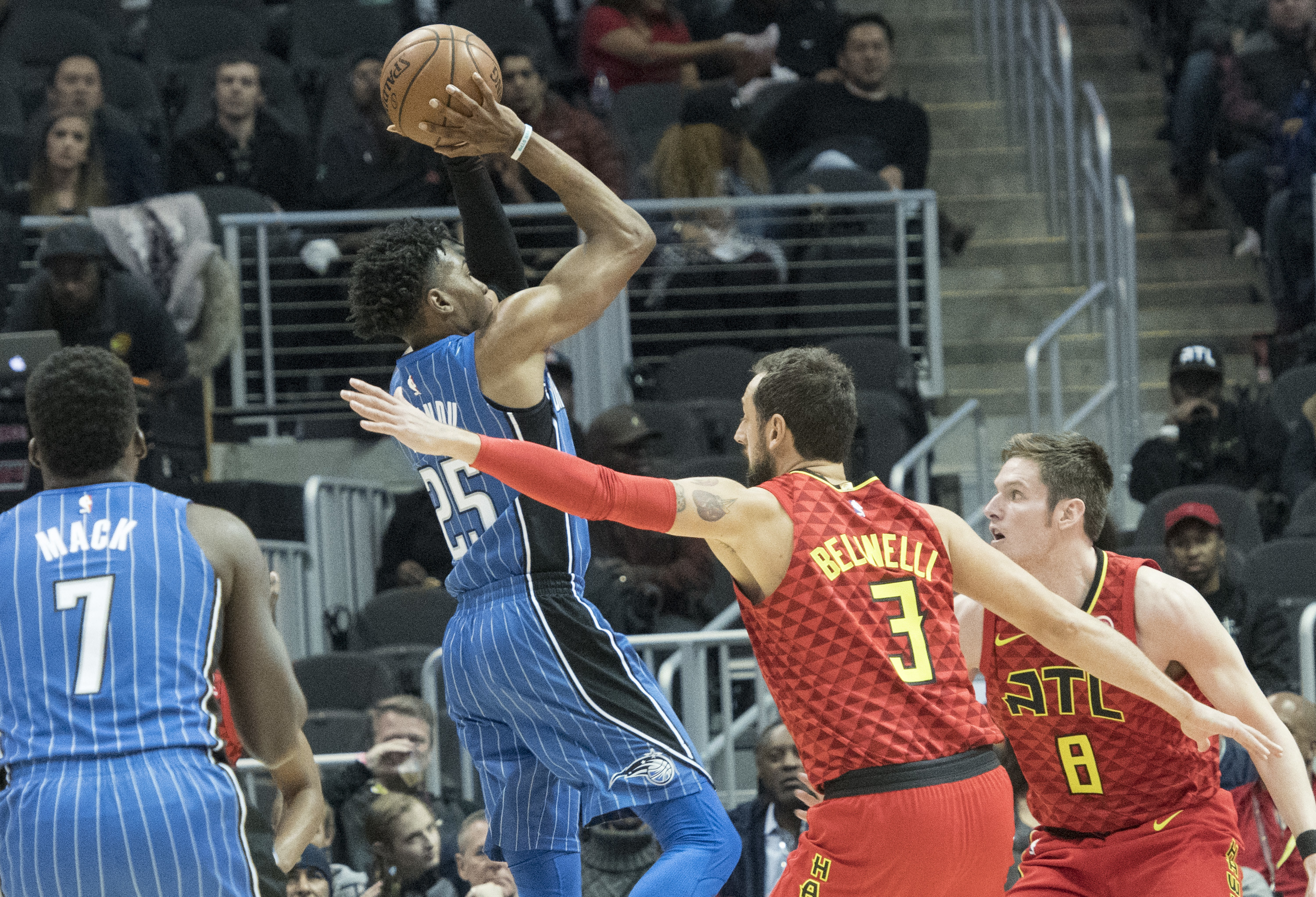 Bazemore, Ilyasova lead Hawks past Magic, 117-110