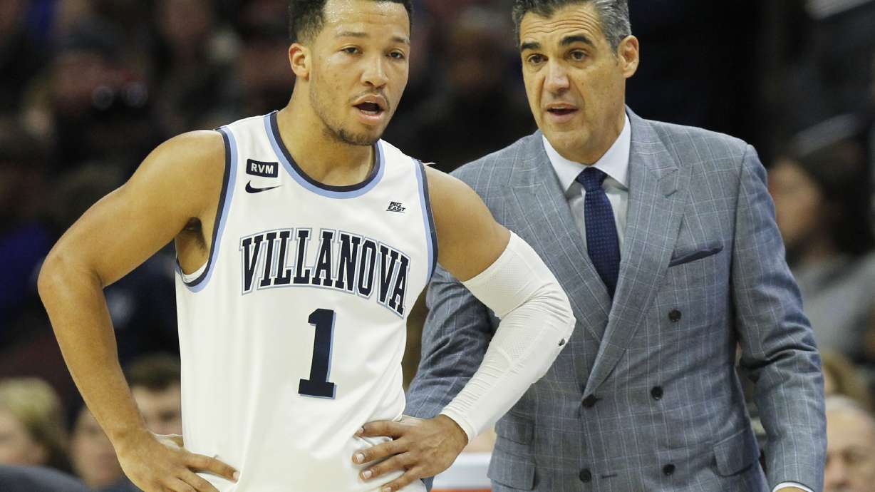 DiVincenzo, Booth rally No. 4 Villanova past La Salle 77-68